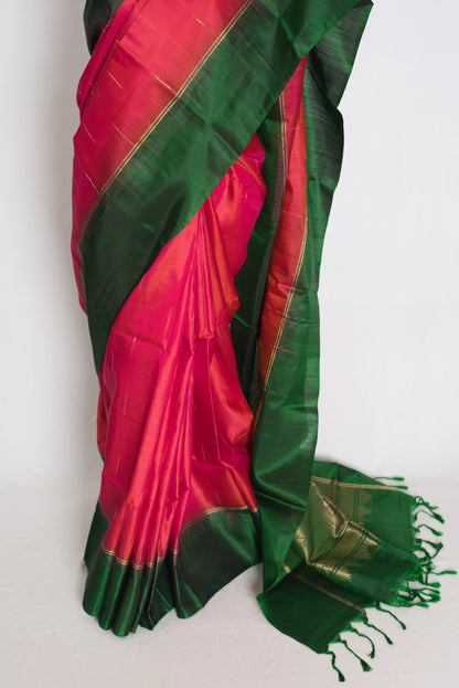 Sia : Rose Pink and Bottle Green Lightweight Kanjivaram Silk Saree image 4