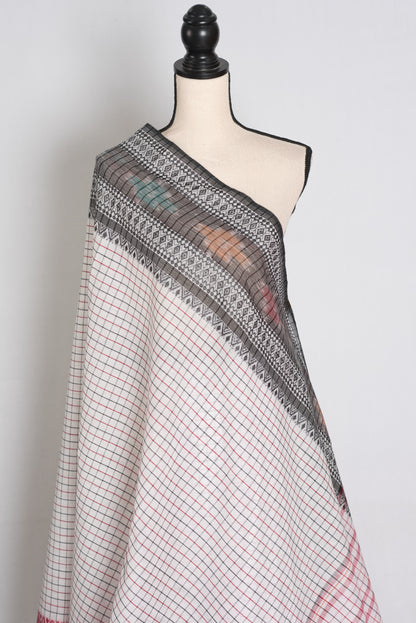 Mitra: Dhaniakhali Soft Cotton Bengali Saree with Ganga Jamuna Border image 3