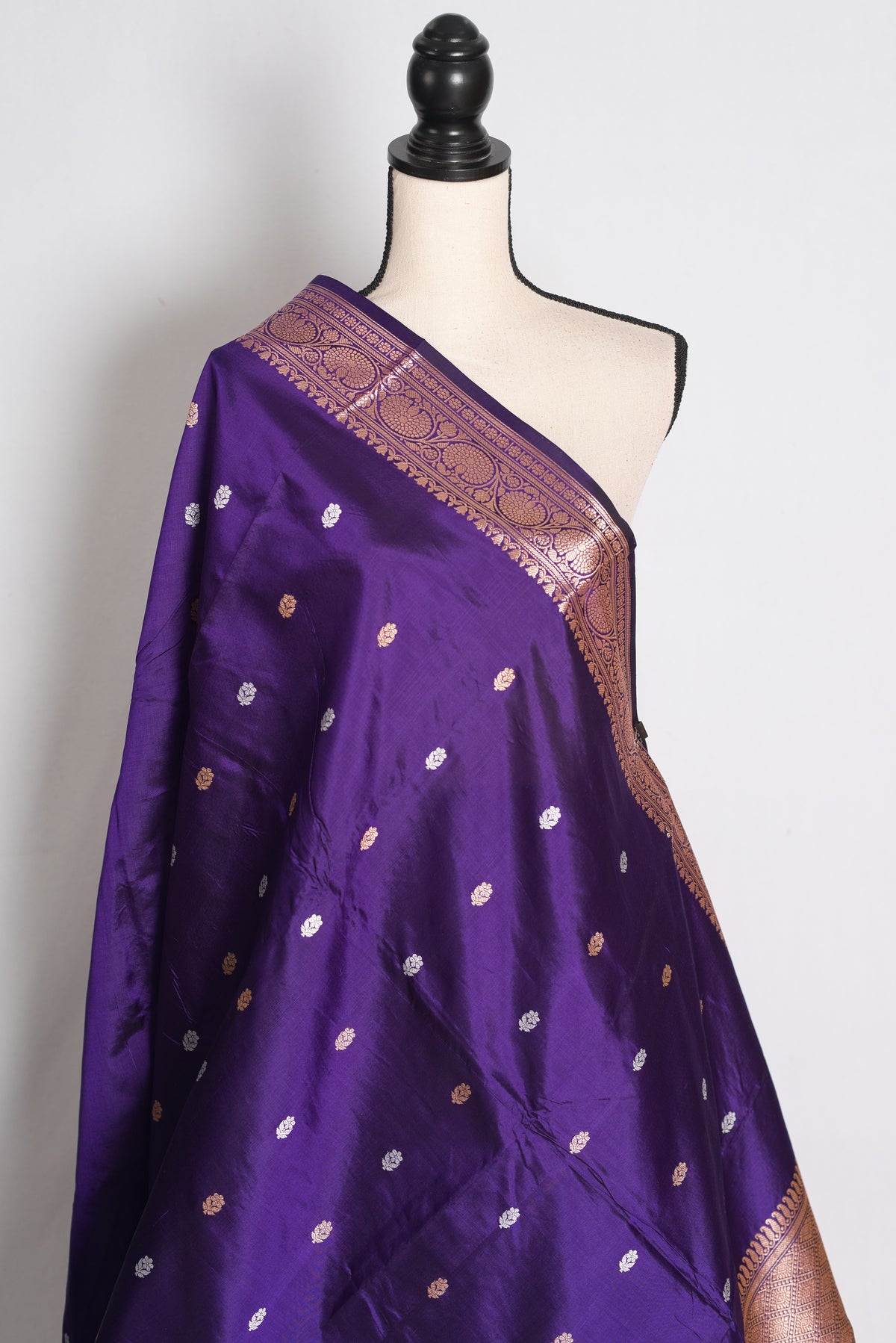 Diya: Purple and Antique Gold Katan Banarasi Silk Saree image 4