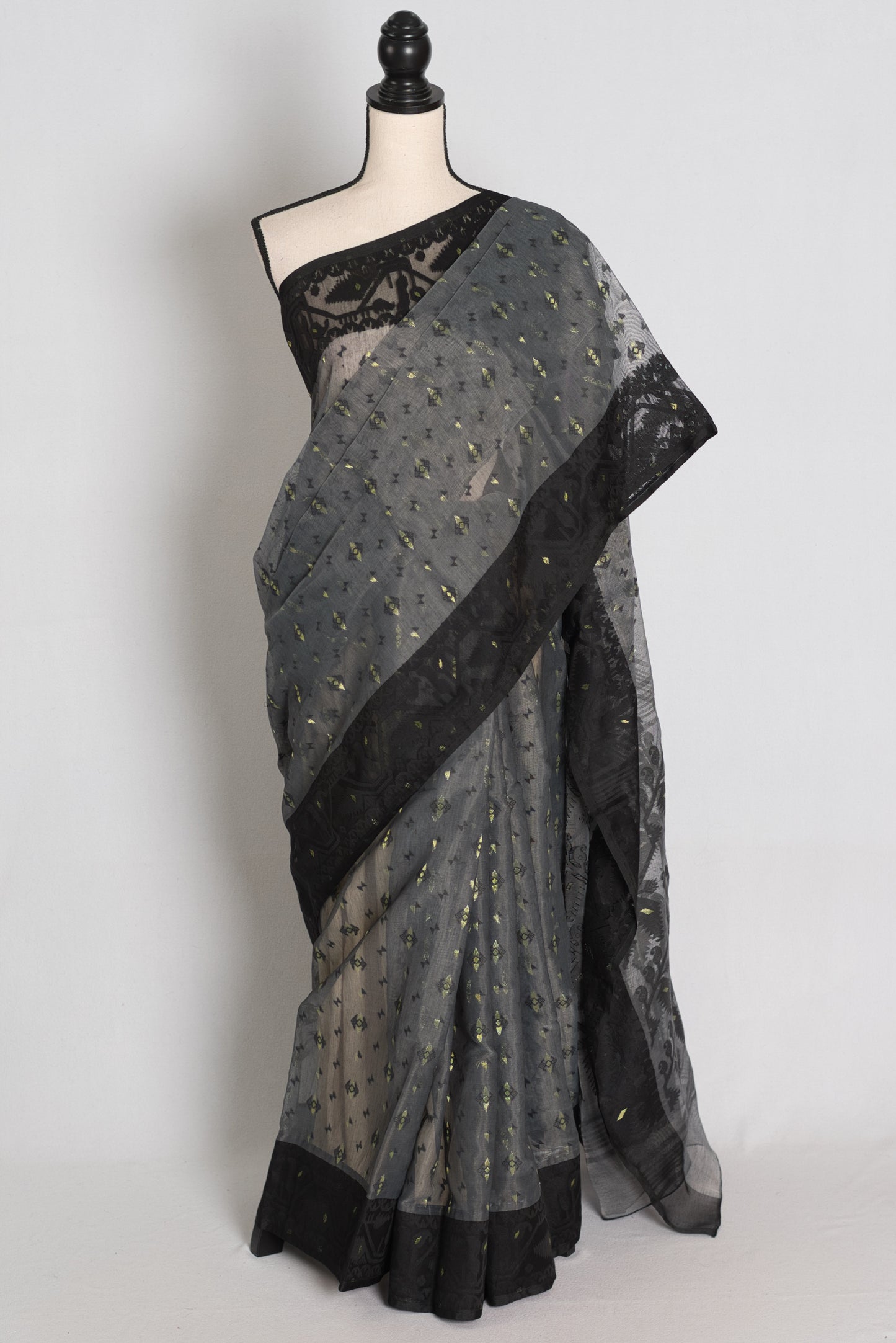 Bithi : Grey and Black Blended Soft Cotton Bengali Jamdani Saree image 0
