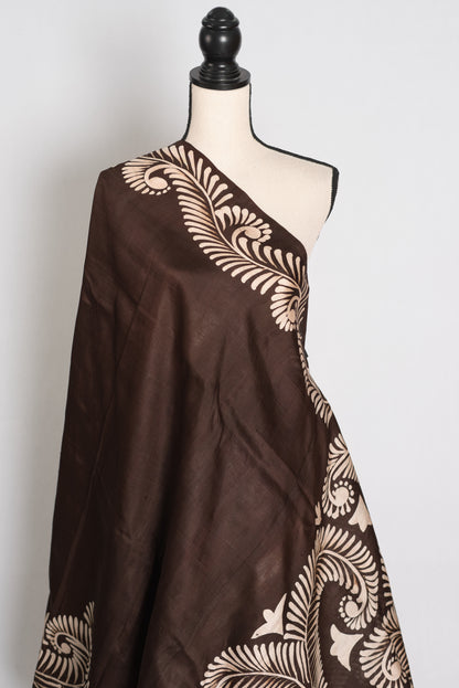 Gayetri : Coffee Brown Hand Batik Pure Murshidabad Silk Saree | Silk Mark image 4