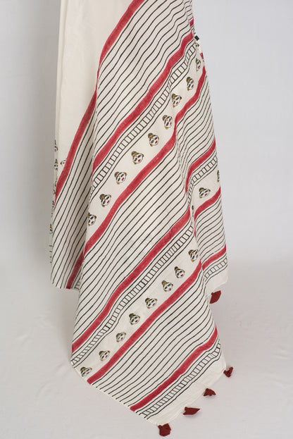 Sandhi: White & Black Contemporary Printed Mulmul Cotton Saree image 3