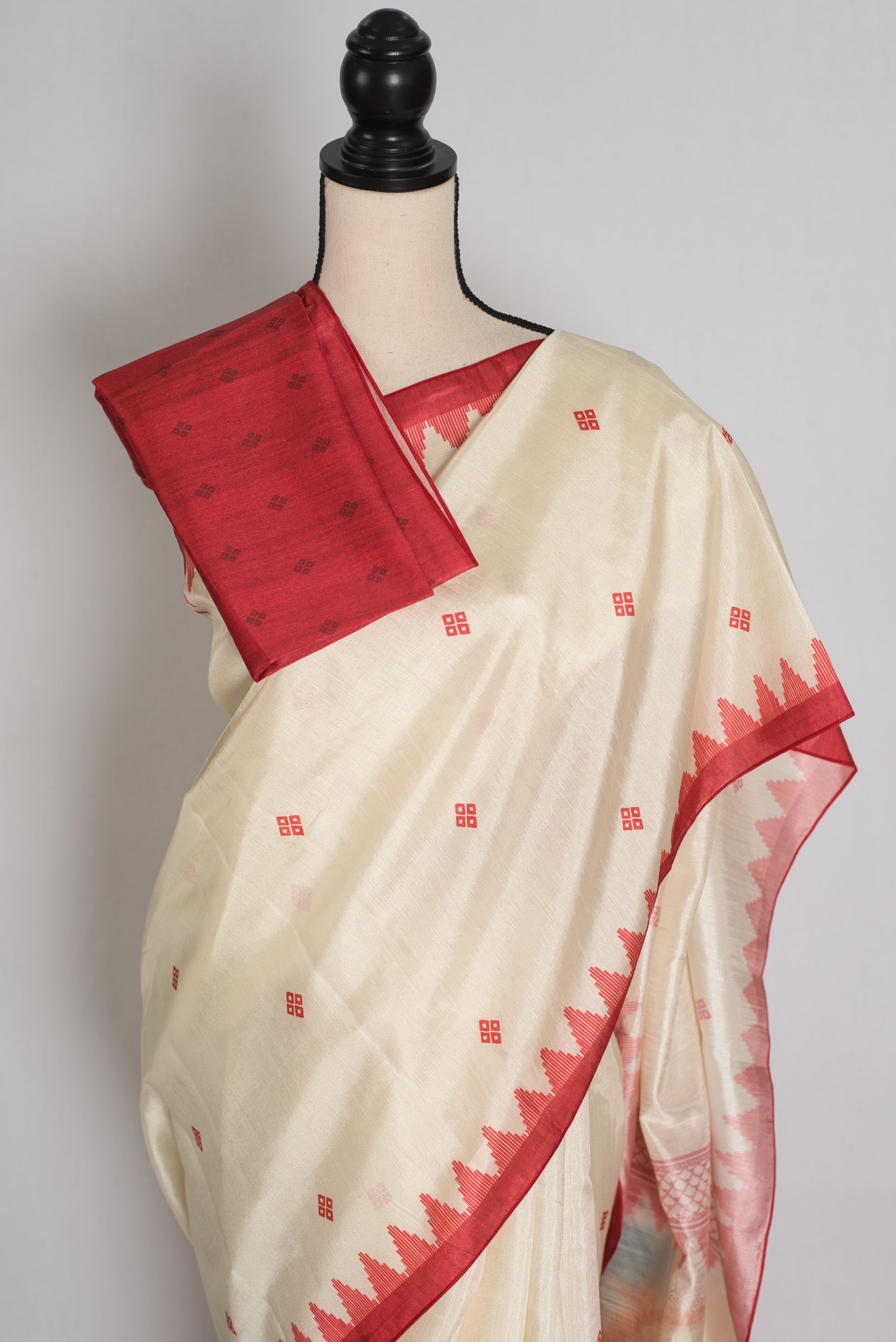 Gauri: Traditional Cream and Red Semi Silk Durga Puja Saree with Durga Pallu image 2