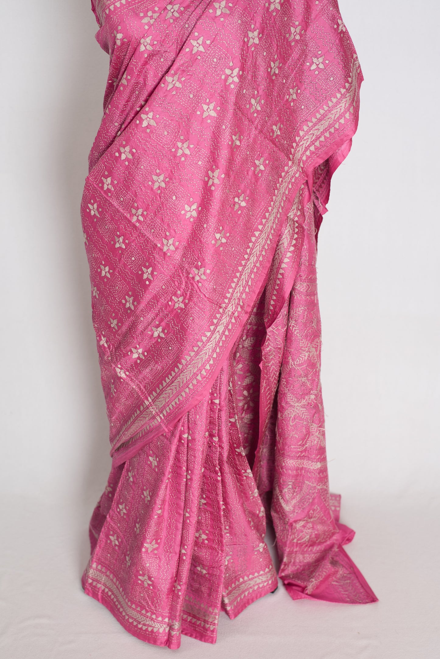 Bidisha : Vibrant Pink Hand Embroidered Kantha Stitch Pure Bangalore Silk Saree image 5