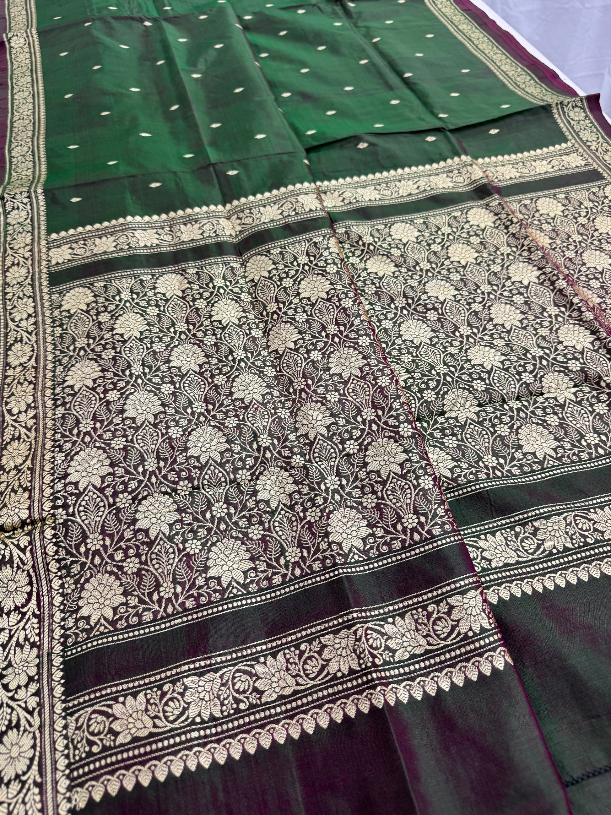 Mehendi Muse : Silk Mark Certified Lightweight Banarasi Saree image 5
