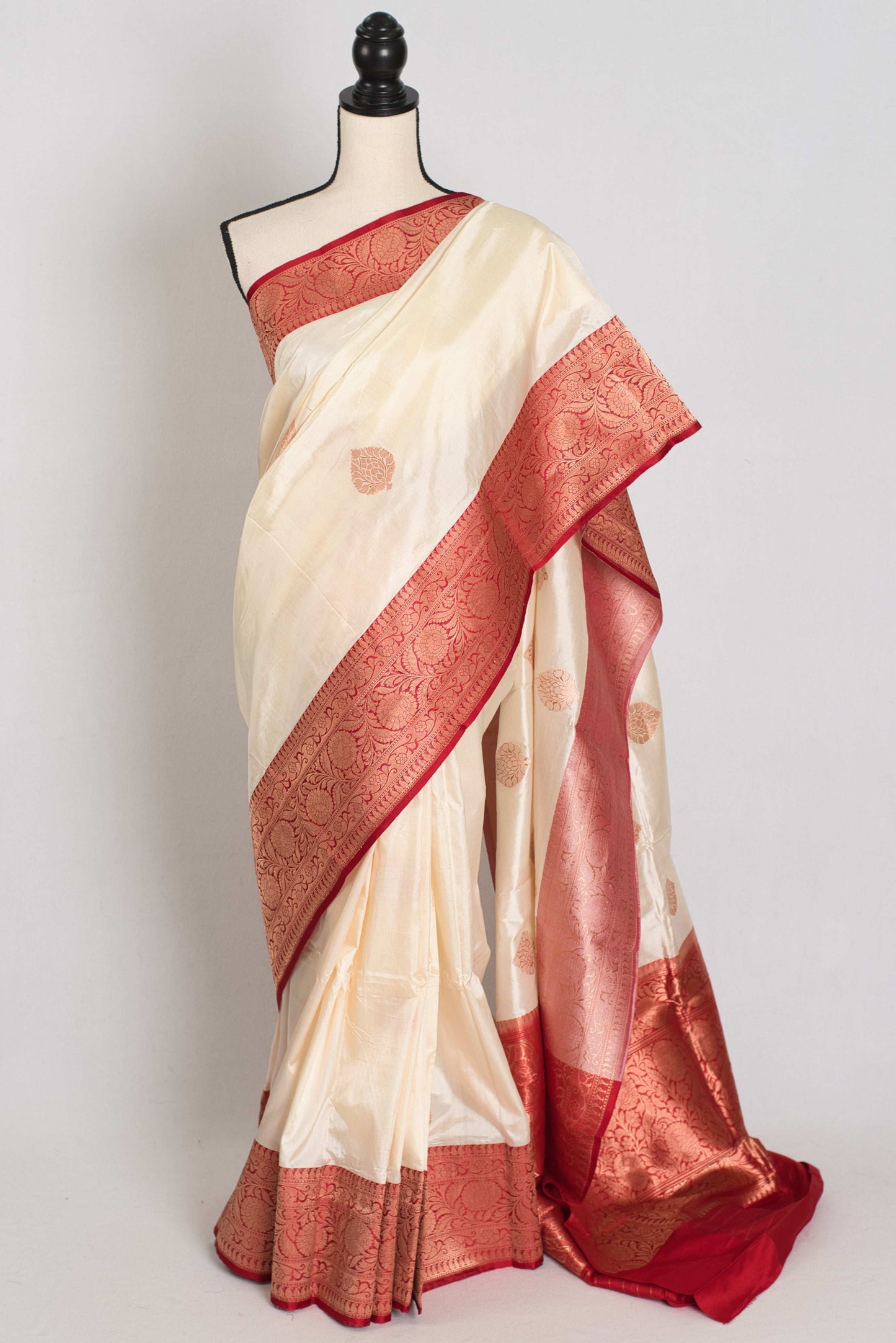 Bani : Certified Katan Silk Banarasi Saree in Cream and Red image 0