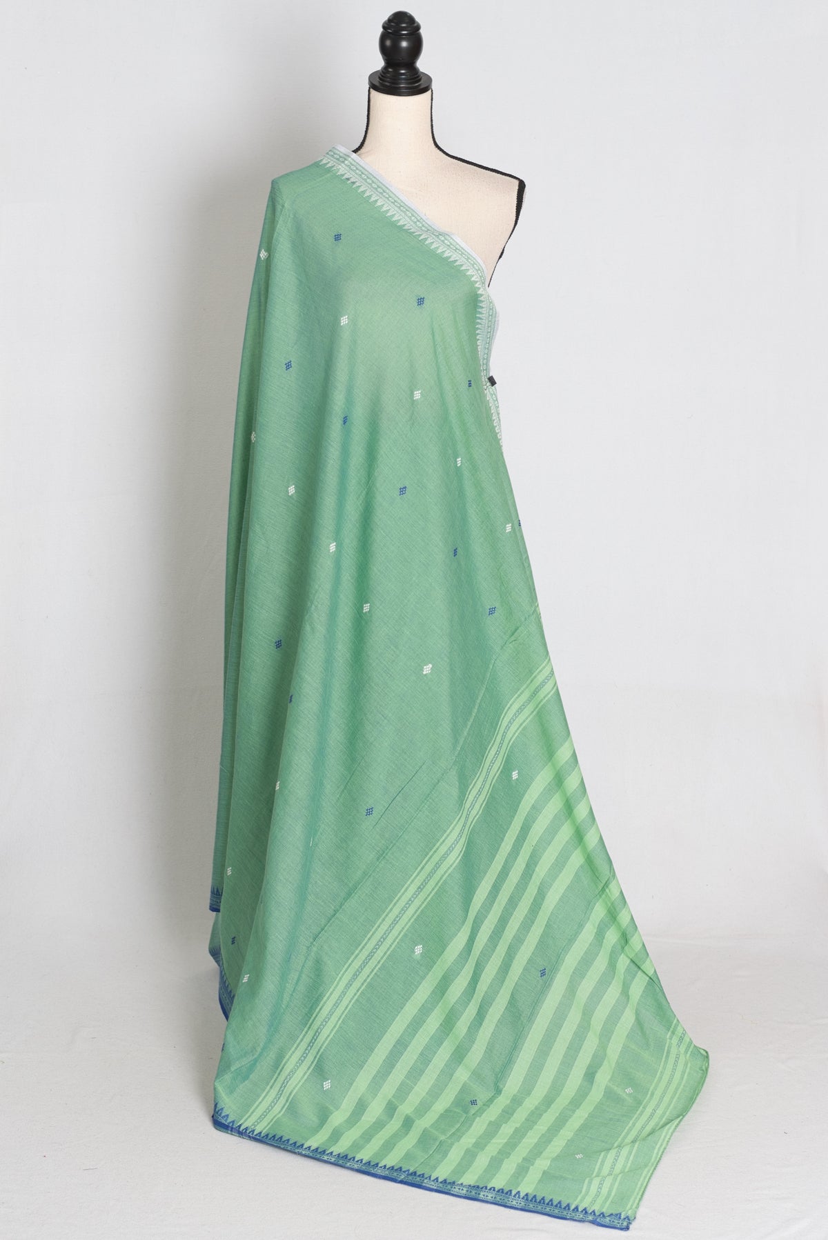 Green Dhaniakhali saree — front view