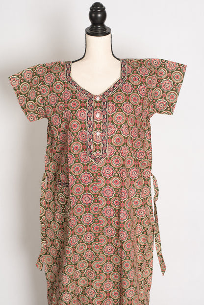 Hena Green Kalamkari Printed Pure Cotton Women's Nighty in Regular Size image 0