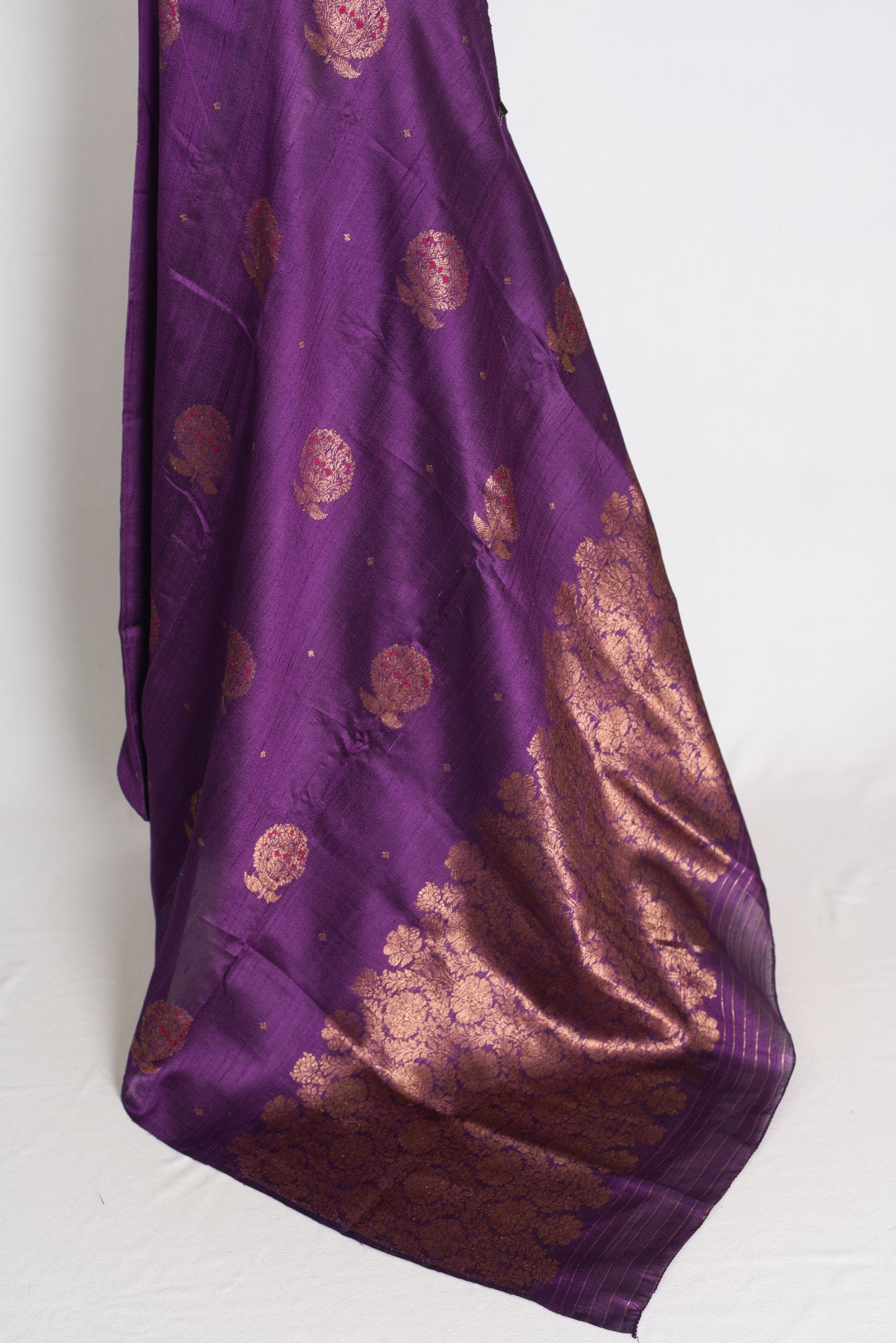 Trina : Purple Minakari Handwoven Pure Raw Silk Banarasi Saree | Silk Mark image 3
