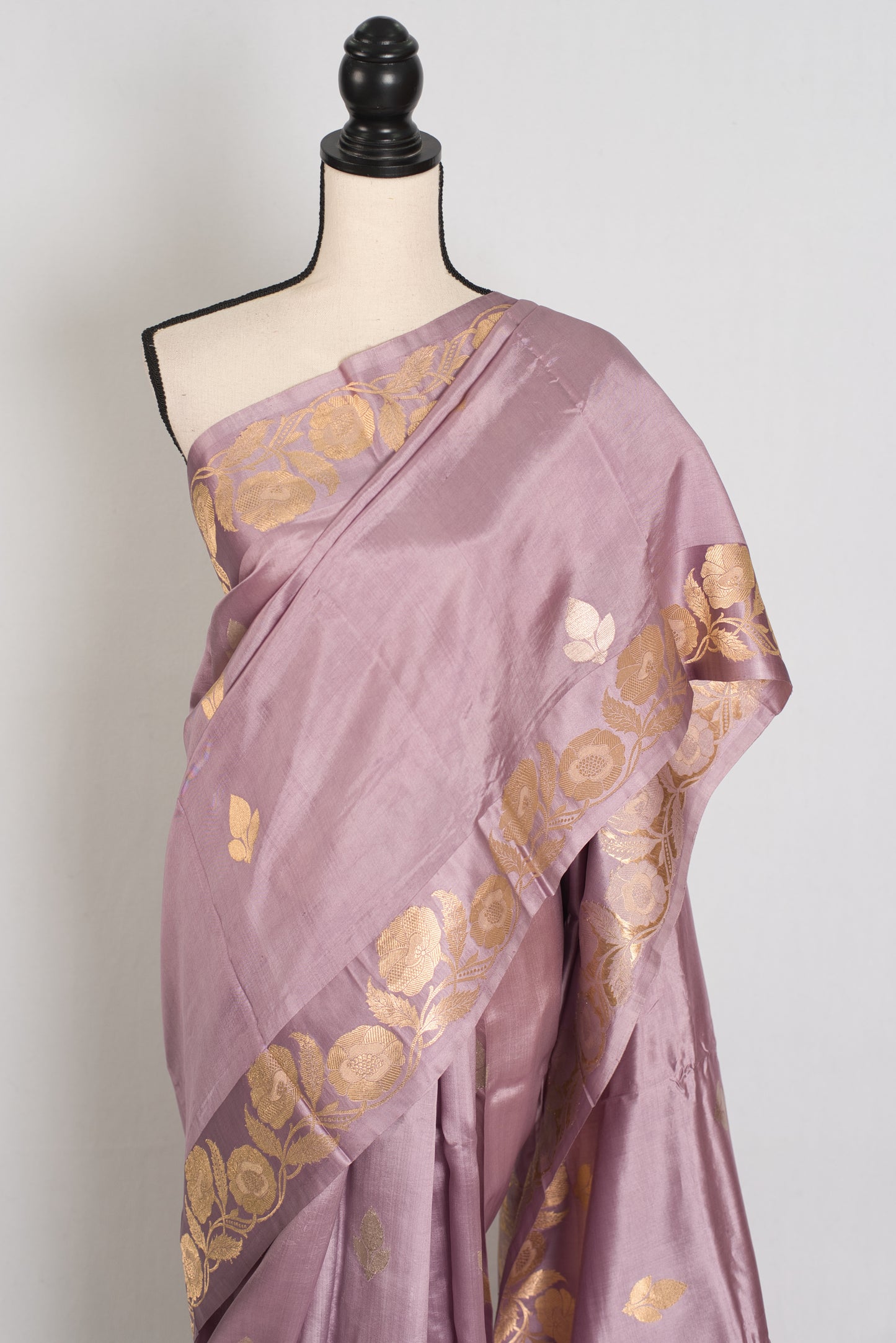Nina | Lavender Purple & Gold Silk Mark Certified Katan Banarasi Silk Saree image 5