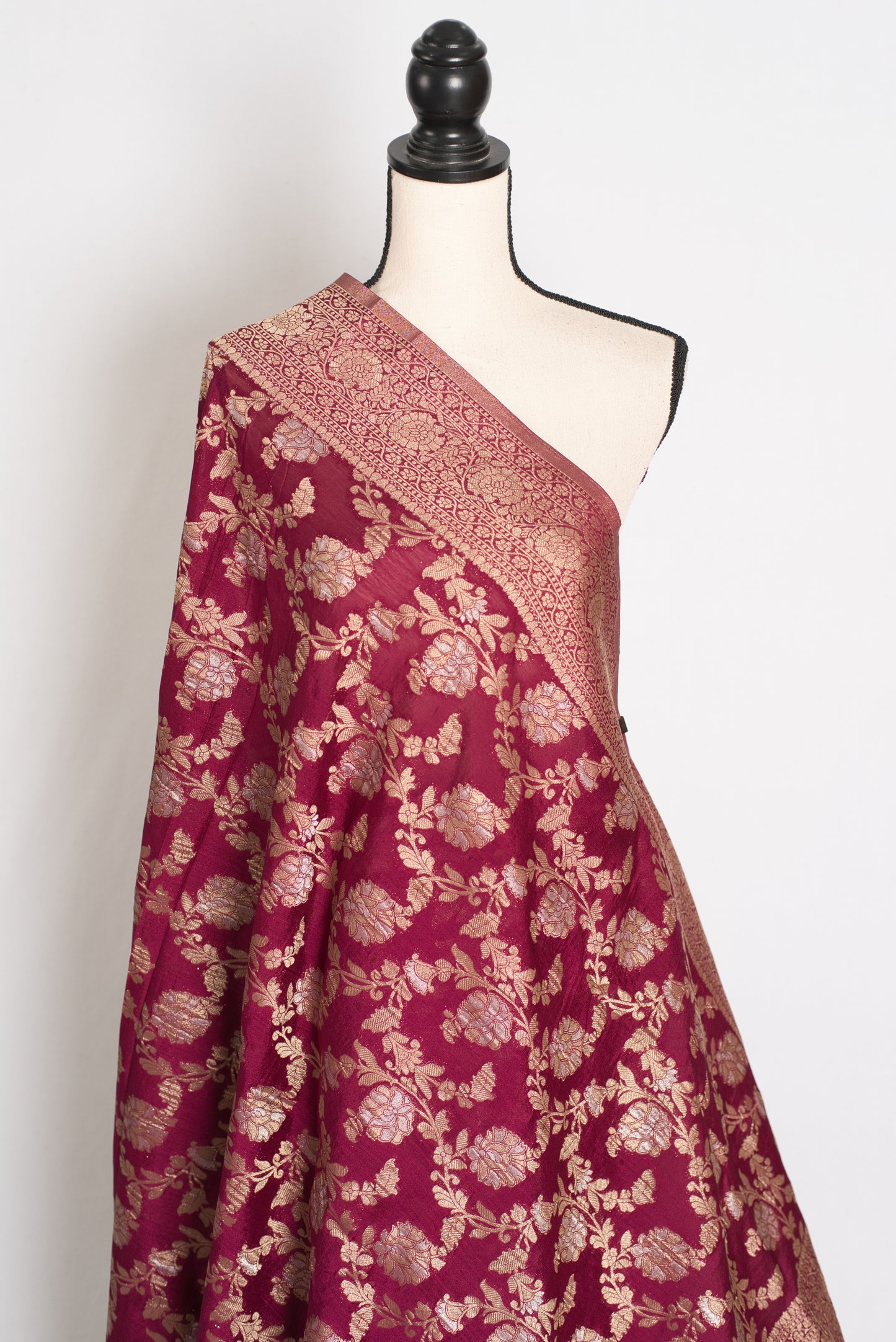 Nidhi : Sona Rupa Zari Semi Georgette Banarasi Saree | Size 40 Stitched Blouse image 4