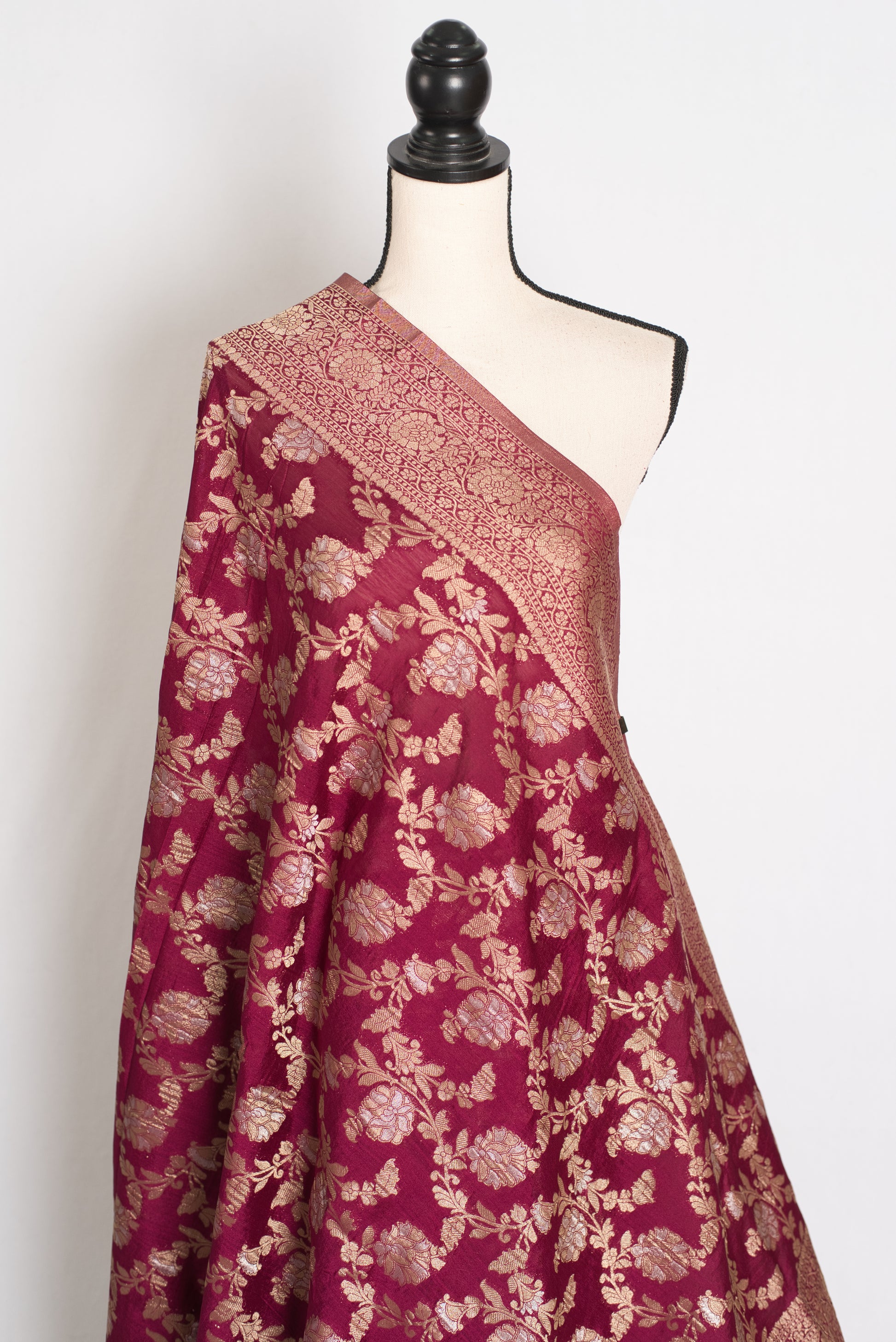 Nidhi : Sona Rupa Zari Semi Georgette Banarasi Saree | Size 40 Stitched Blouse image 4