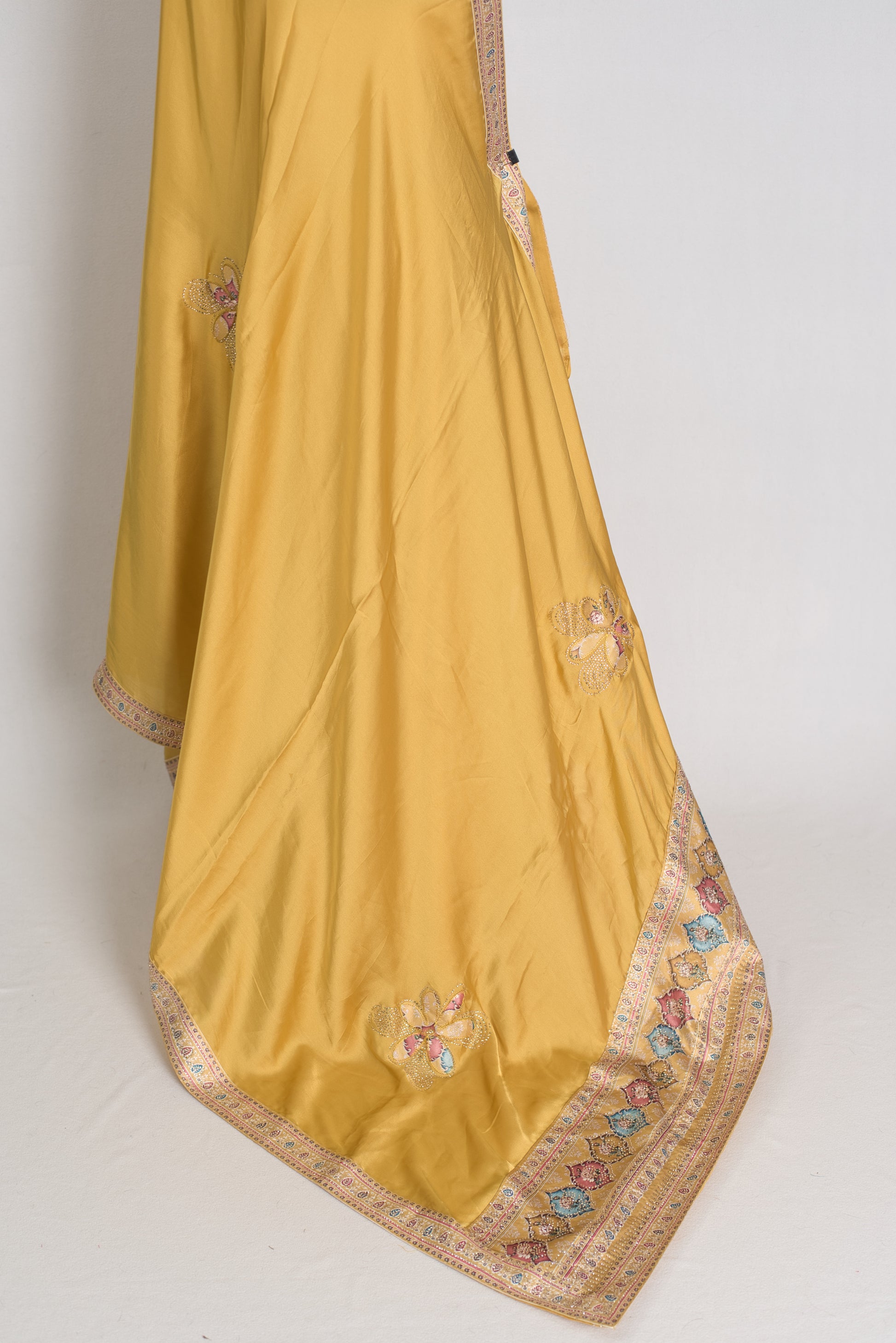 Sanj : Pale Yellow Semi Satin Aplic Work Party Wear Saree image 4