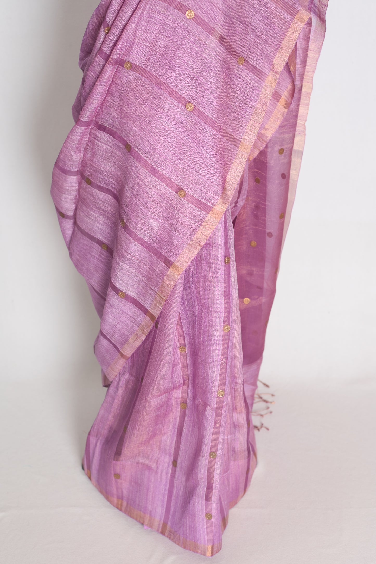 Sangya Lavender Pure Matka Tissue Bengali Handwoven Saree with Woven Gini Sequin image 6