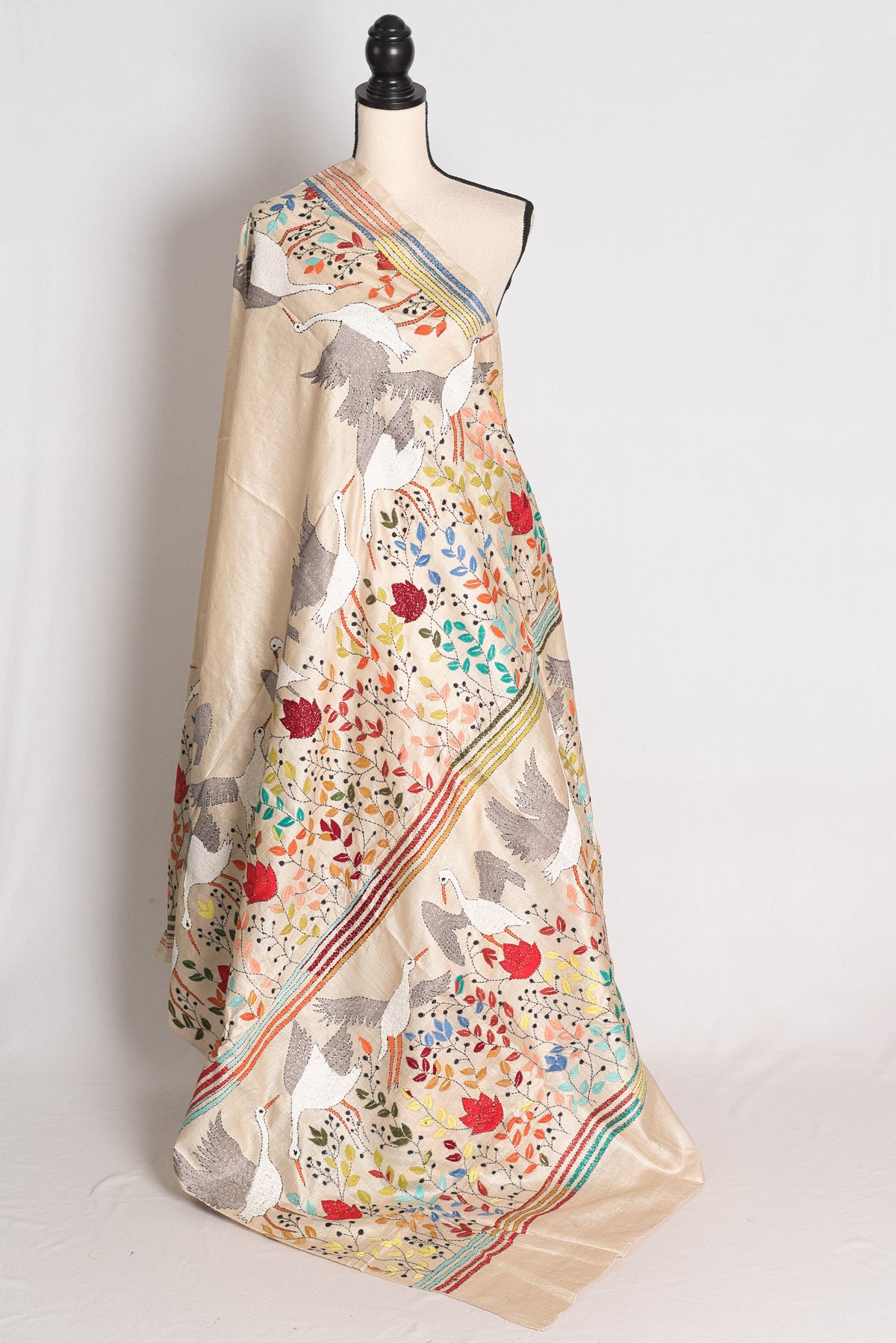 Kala: Kantha Stitch Hand Embroidery Gachi Tussar Saree with Stitched Blouse image 3