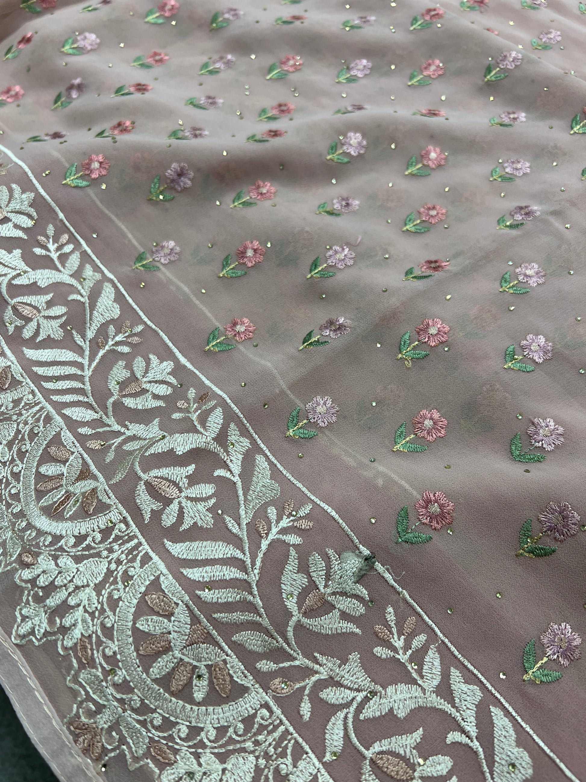 Embroidery Work Mauve Georgette Cocktail Saree image 5