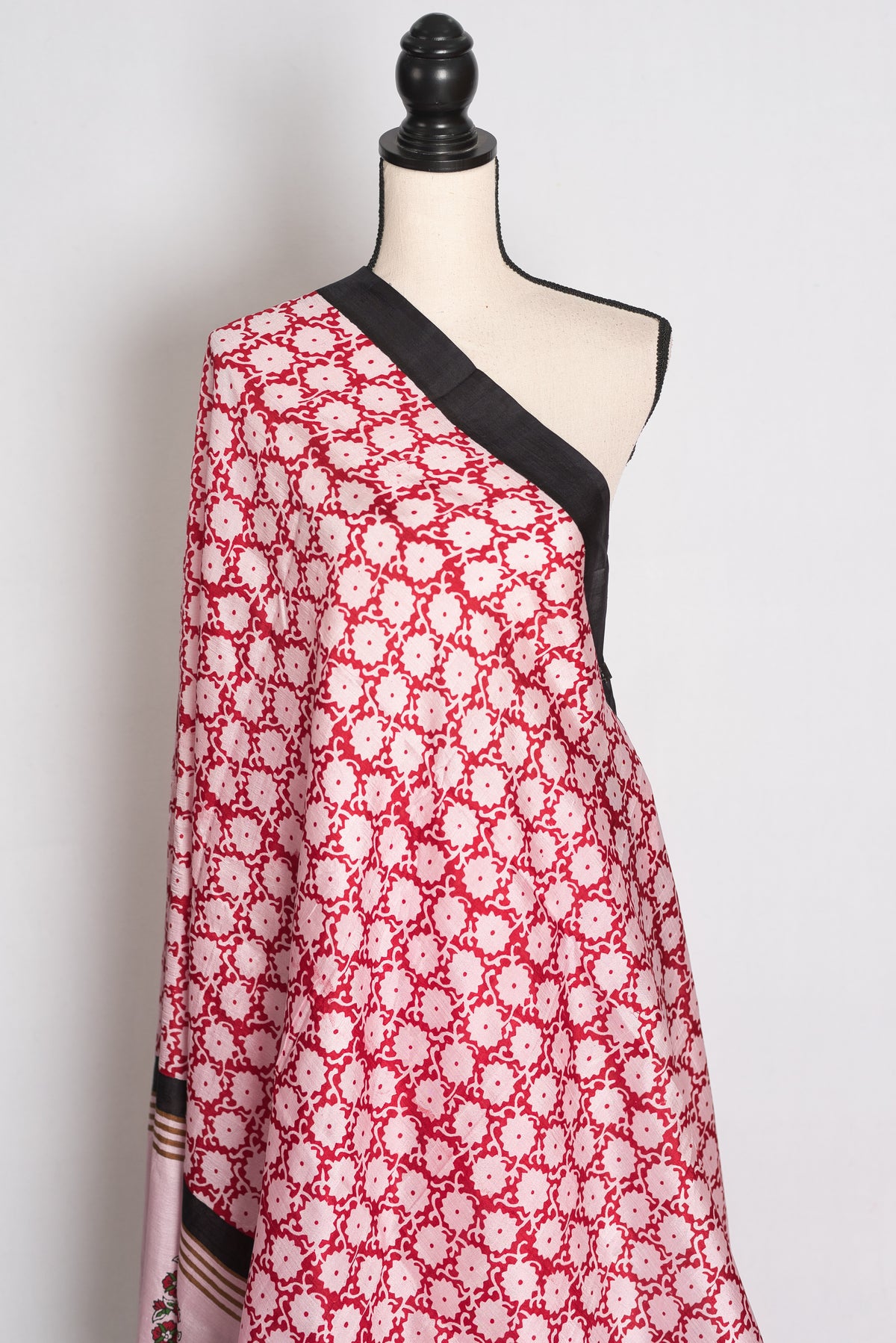 Pritha : Light Pink and Black Hand Block Printed 3-Ply Murshidabad Silk Saree image 3