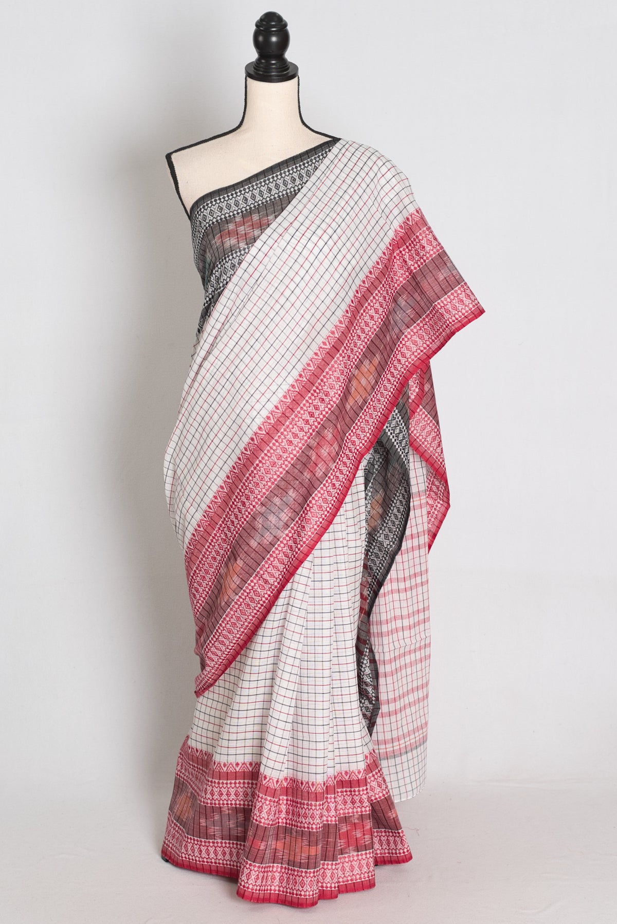 Mitra: Dhaniakhali Soft Cotton Bengali Saree with Ganga Jamuna Border image 0