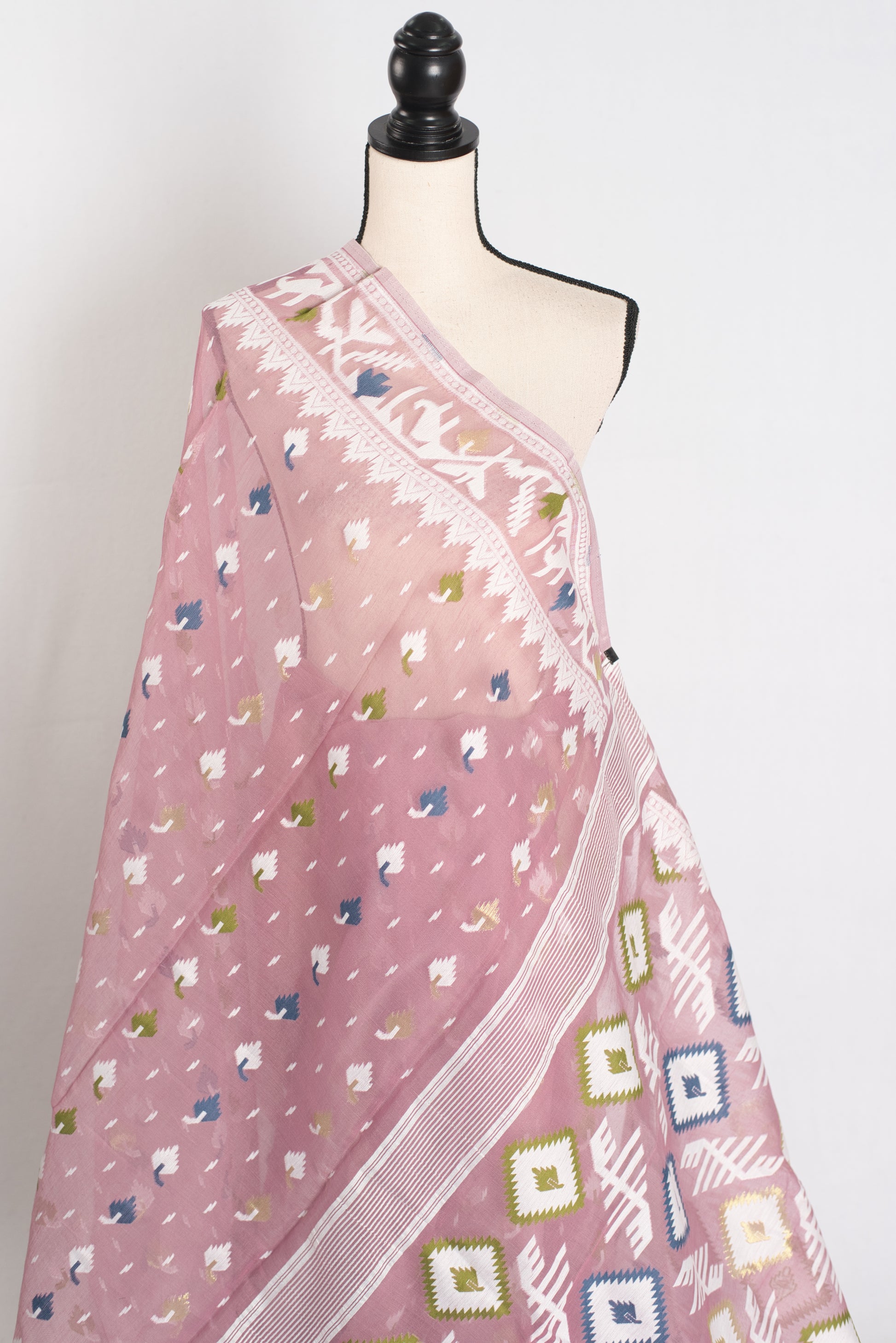 Maya : Purple and White Blended Soft Cotton Jamdani Bengali Saree image 4