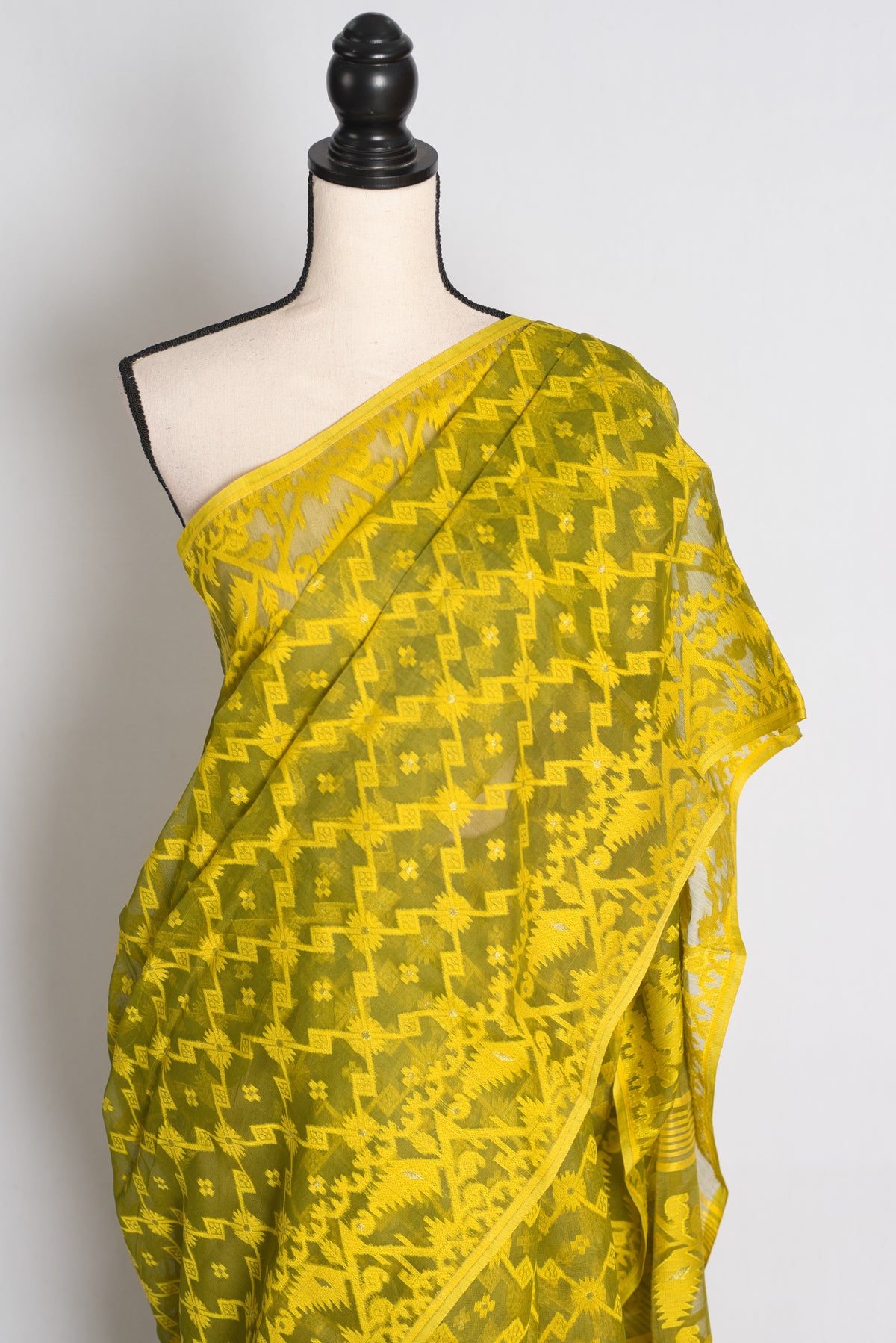 Heena Green and Yellow Jamdani saree — drape view