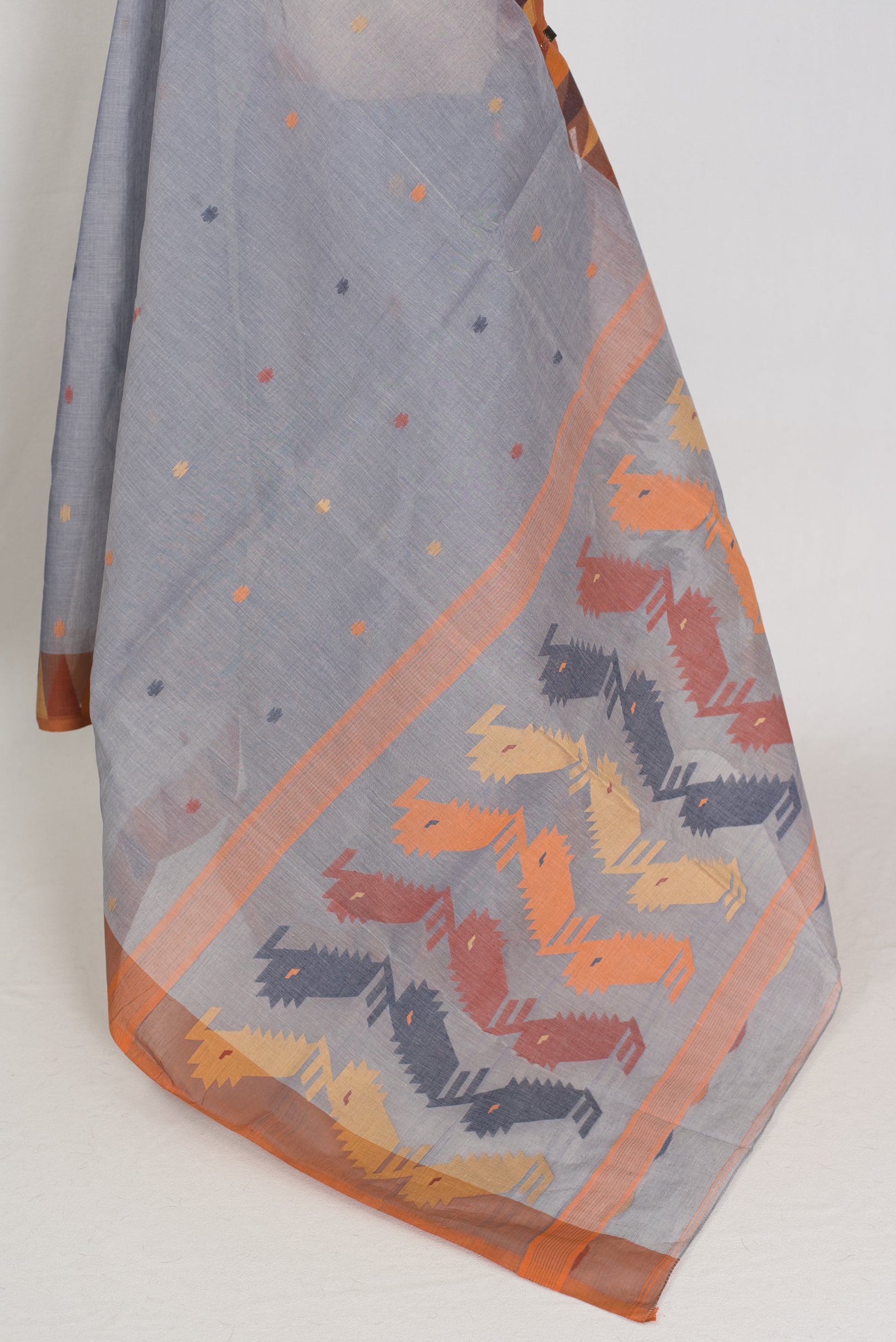 Rai: Grey and Brown Pure Cotton Jamdani Saree with Temple Border image 3
