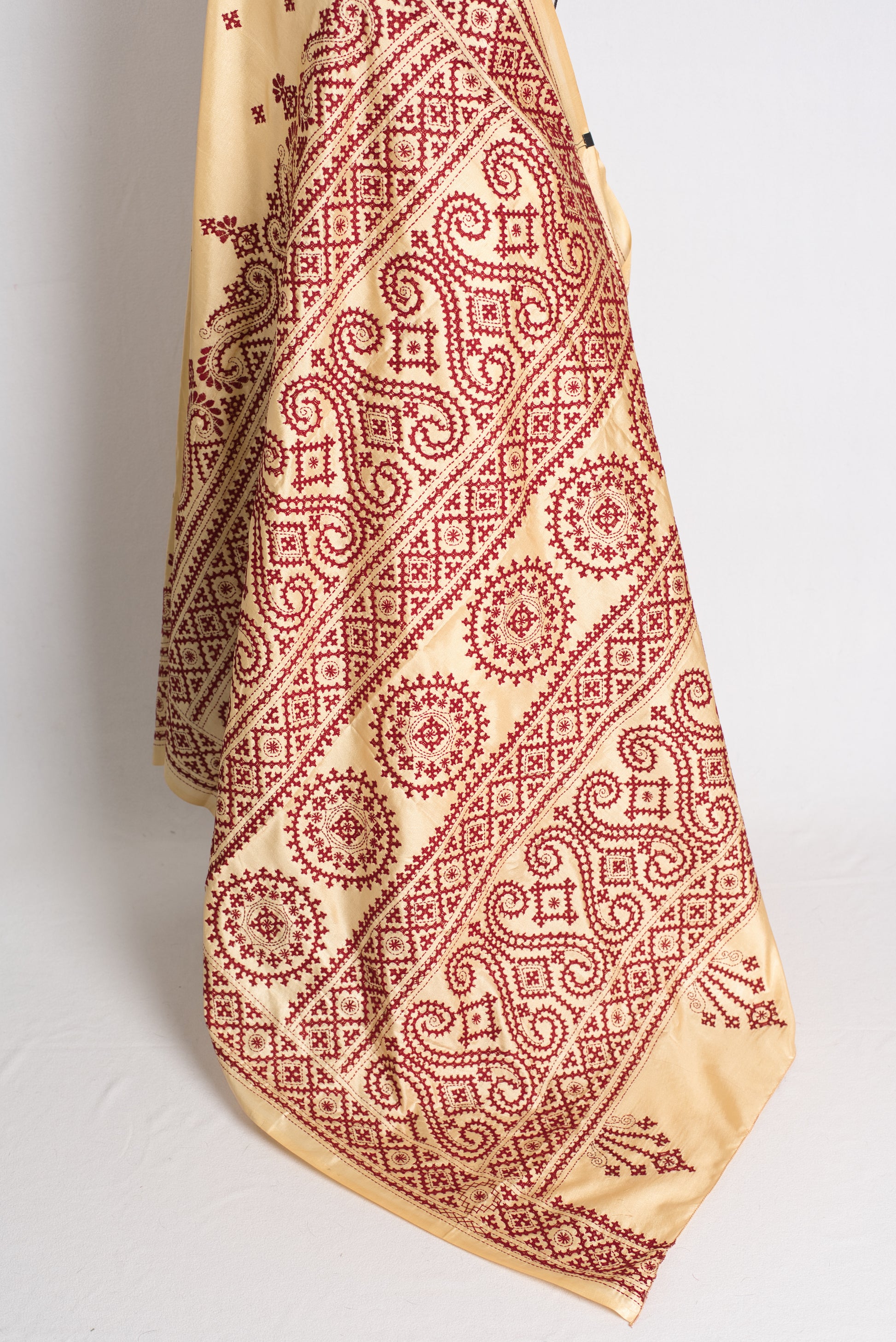 Moonlit Sand - Hand Embroidered Blended Silk Gujrati Work Saree image 3