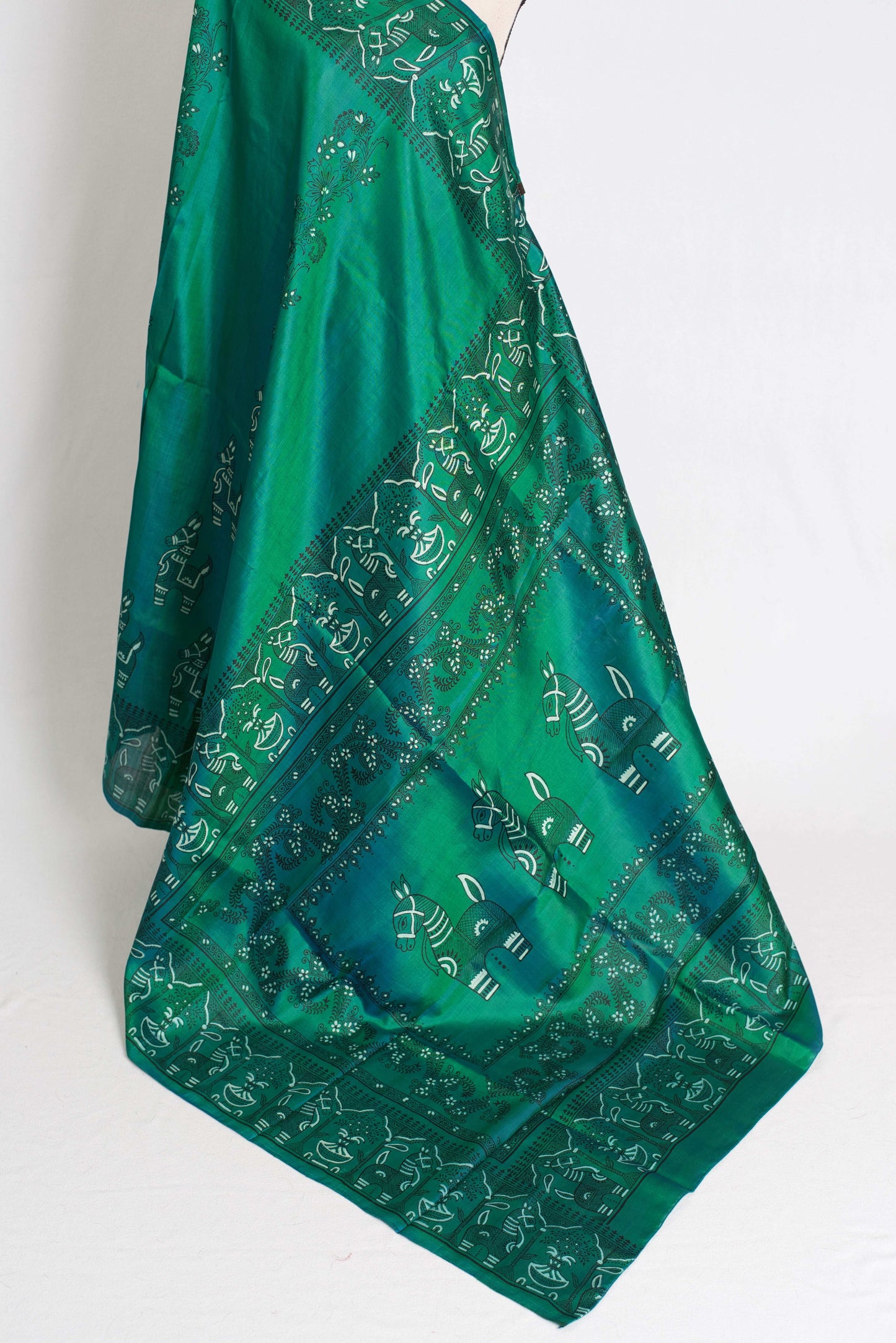Bimala : Silk Mark Certified Green Bishnupur Katan Silk Printed Baluchari Saree image 3
