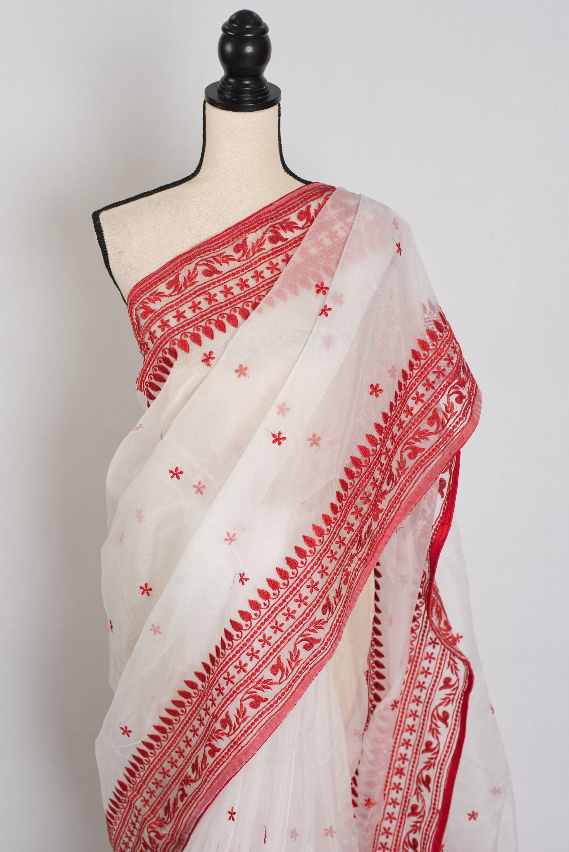 Noor : White and Red Semi Organza Embroidery Designer Saree image 5