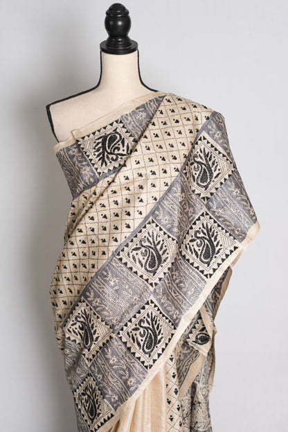 Rhythm : Beige Hand Embroidery Kantha Stitch Gachi Tussar Silk Saree image 2