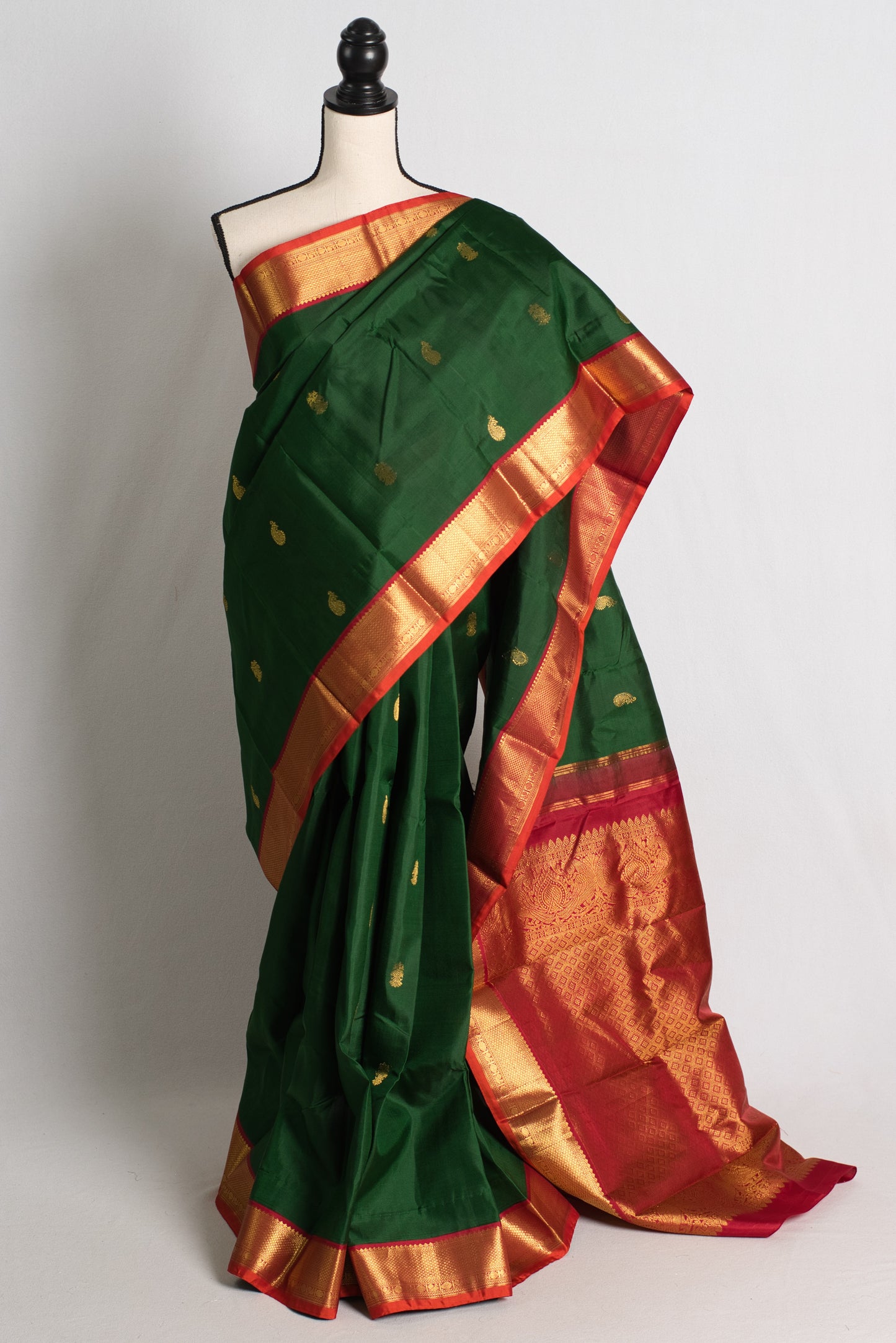 Silk Mark Certified Bridal Korvai Kanchipuram Silk Saree in Green