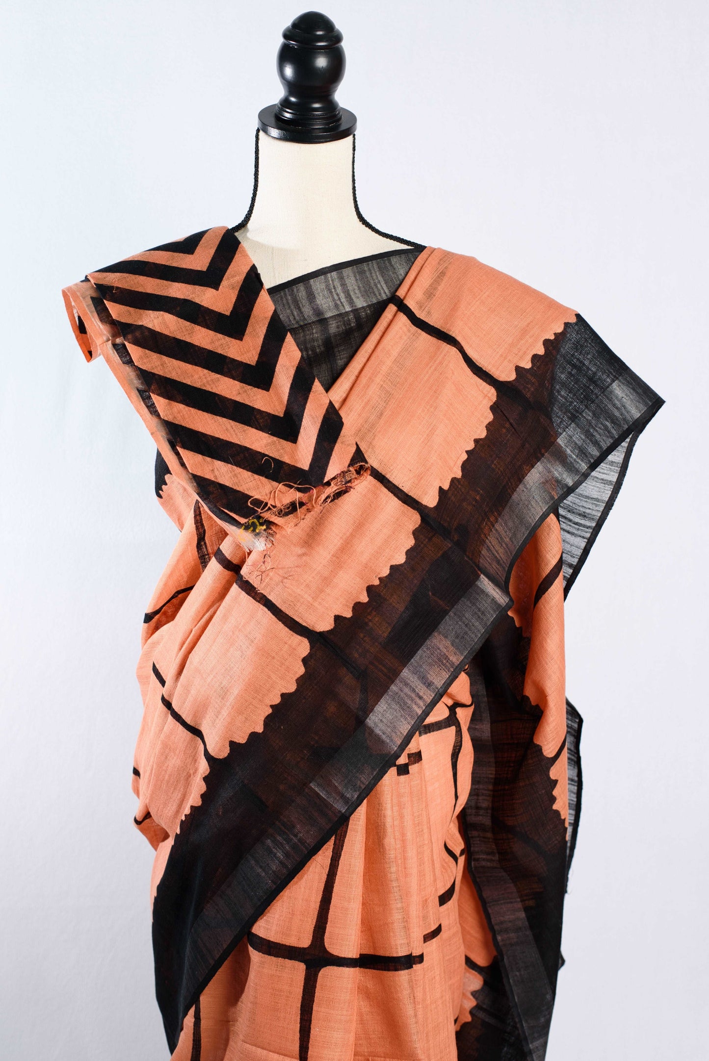 Light Weight Cotton Saree in Brown and Black.