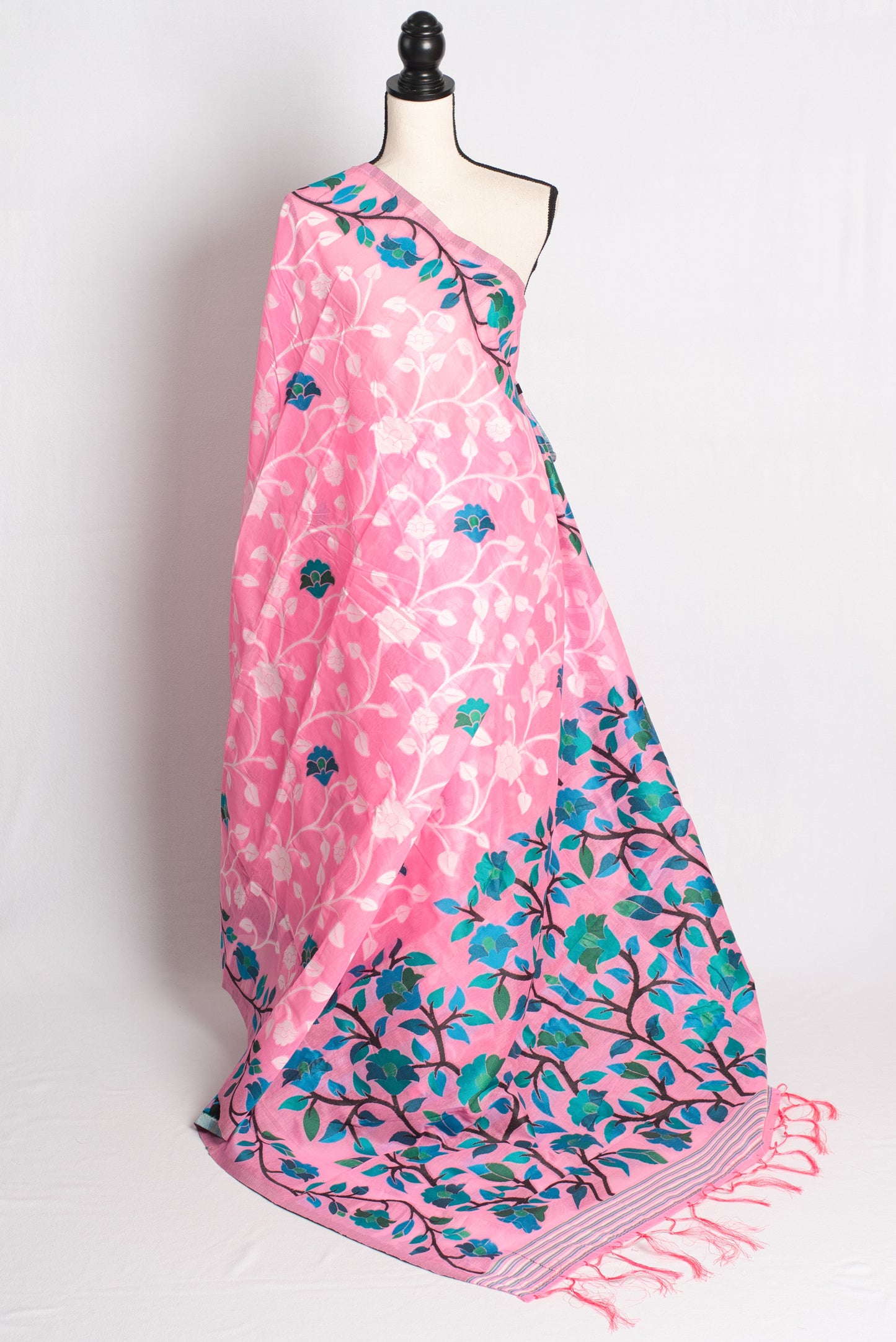 Soft Jamdani Saree in Pink and Blue