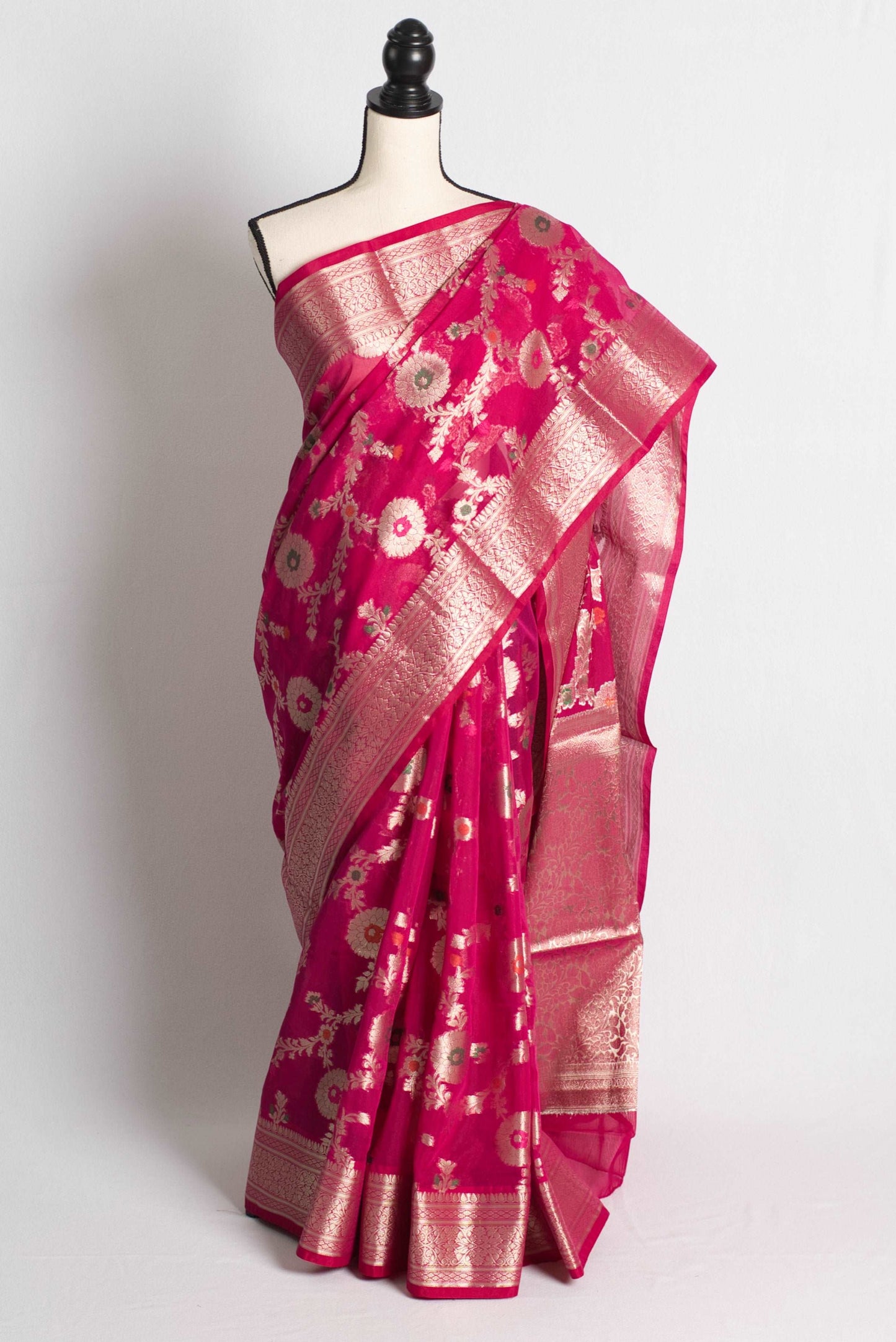 Semi Georgette Shaded Jaal Banarasi Saree in Dark Pink