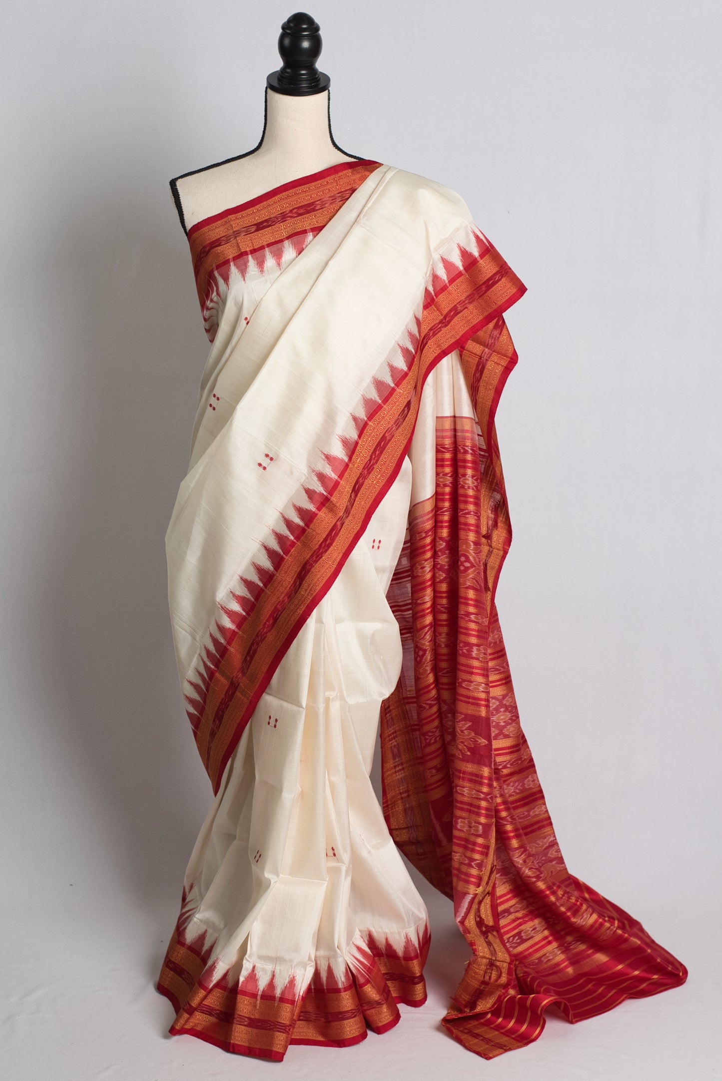 Silk Mark Certified Odisha Sambalpuri Saree in Off White and Red