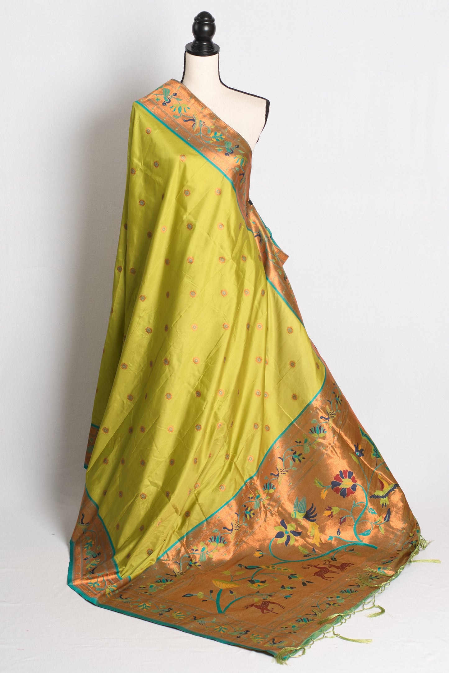 Blended Silk Paithani Saree in Green and Gold.