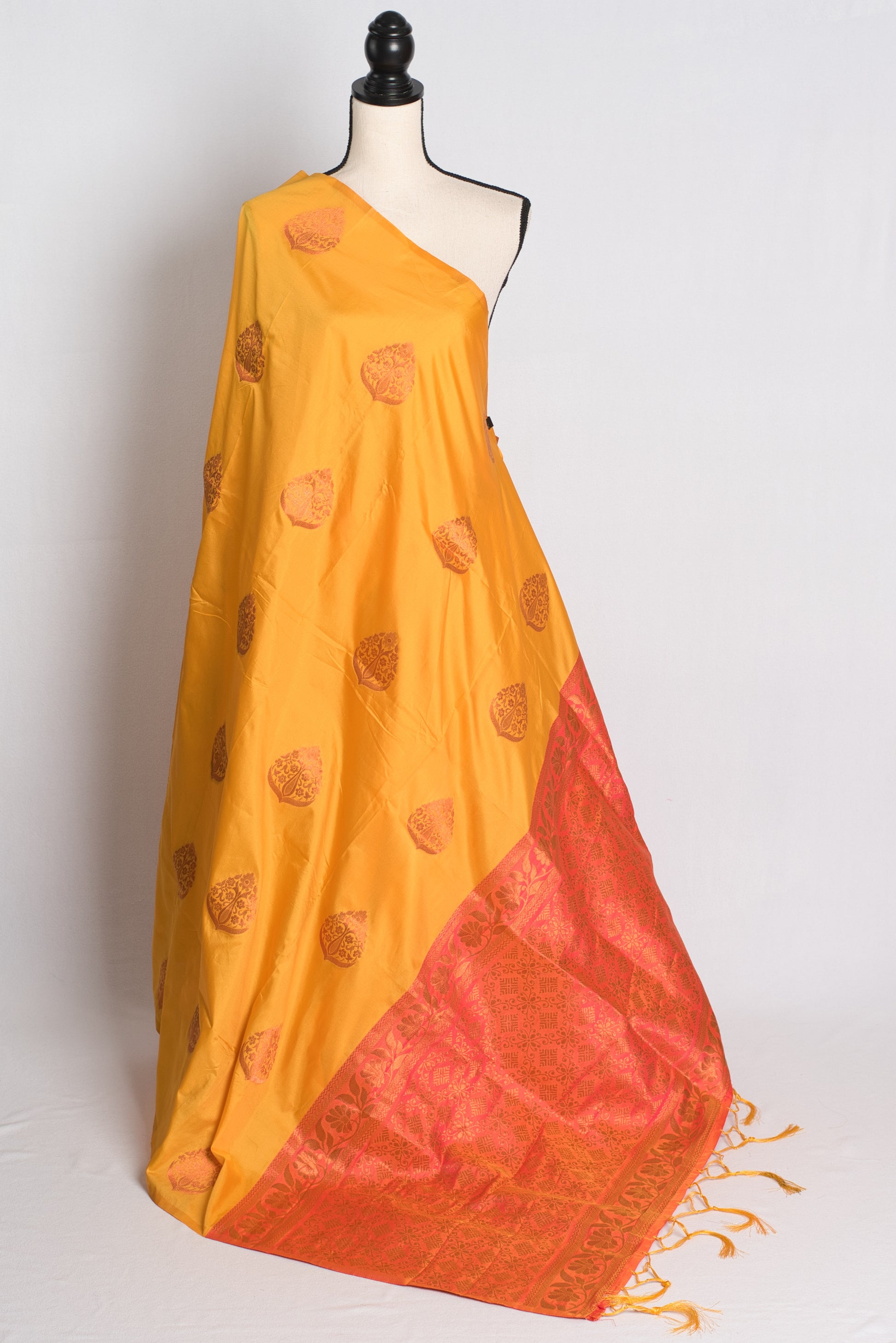 Blended Silk Kanchipuram Saree with 40 Size Blouse in Turmeric Yellow.