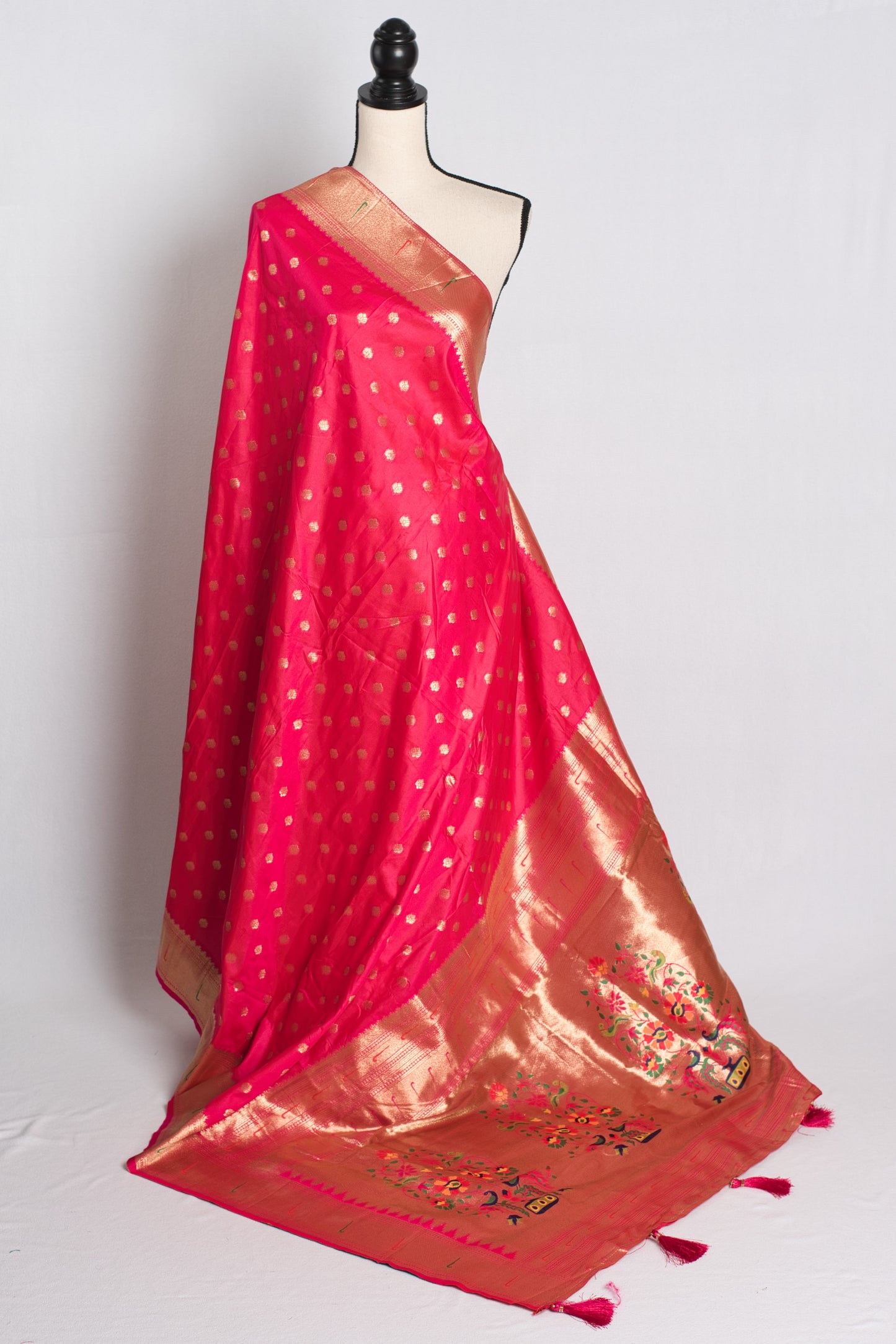 Blended Silk Paithani Saree Dark Pink and Gold.