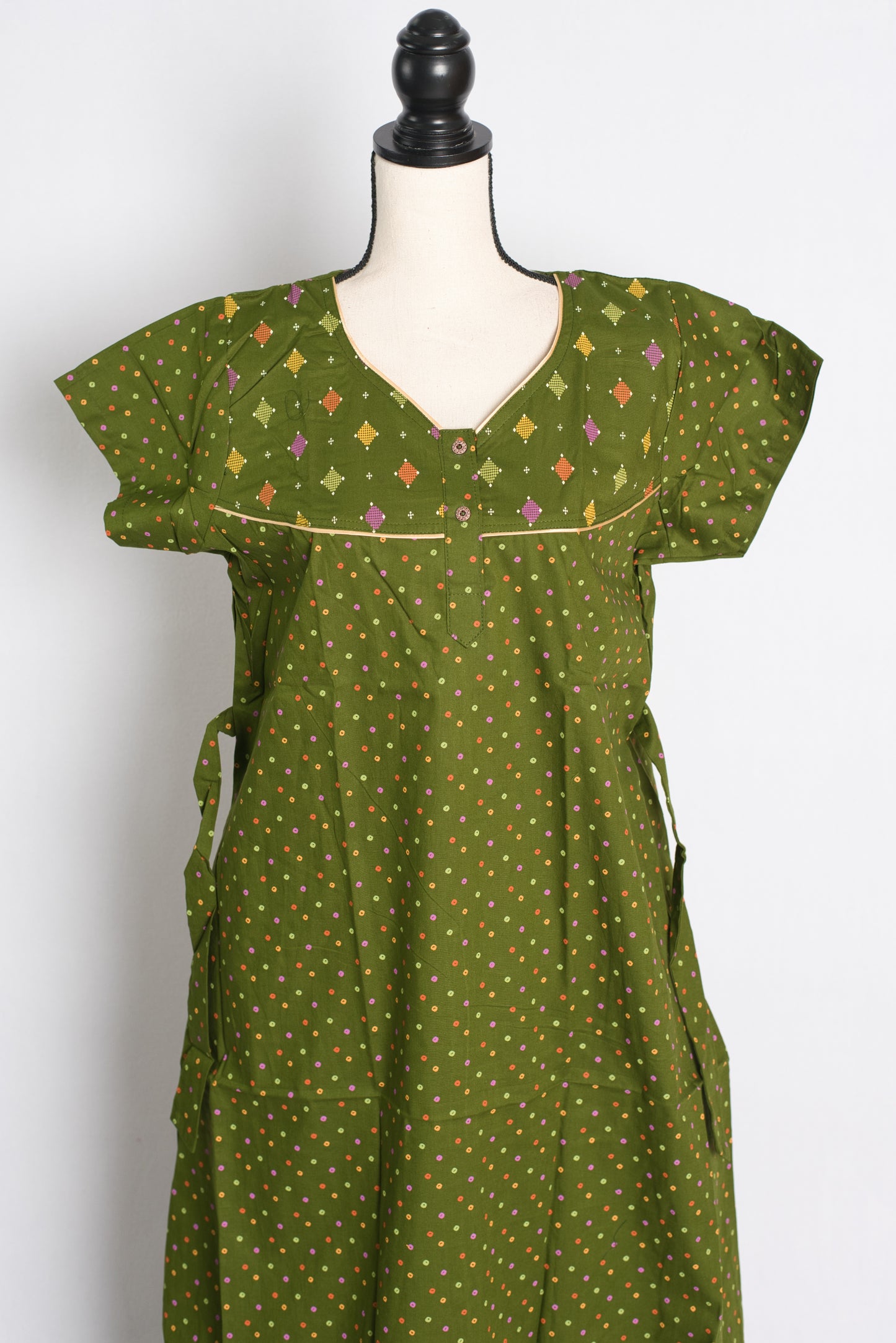 Green Polka Dot Pure Cotton Indian Women Nighty.