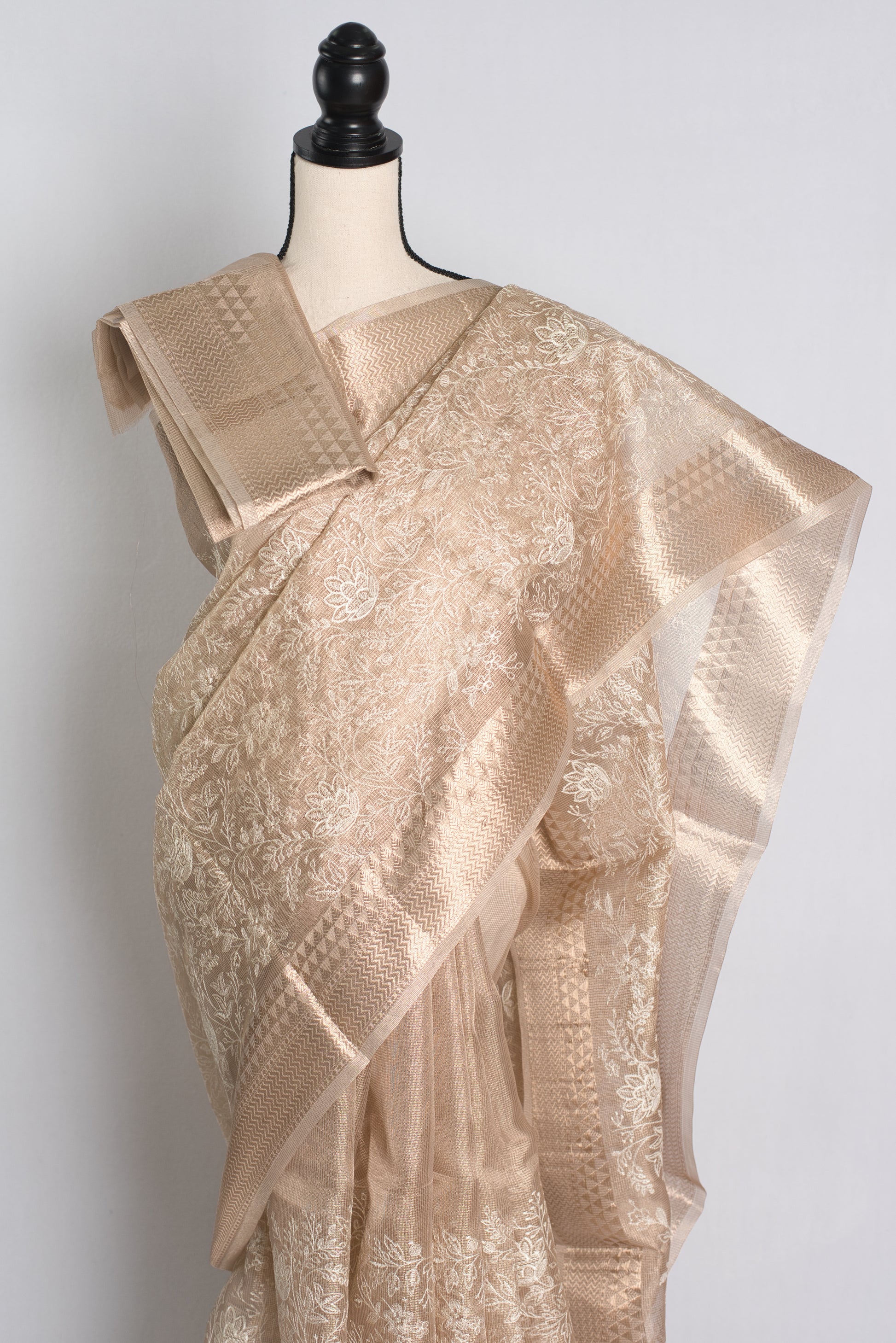 Thread Embroidery Semi Silk Zari Kota Golden Saree.