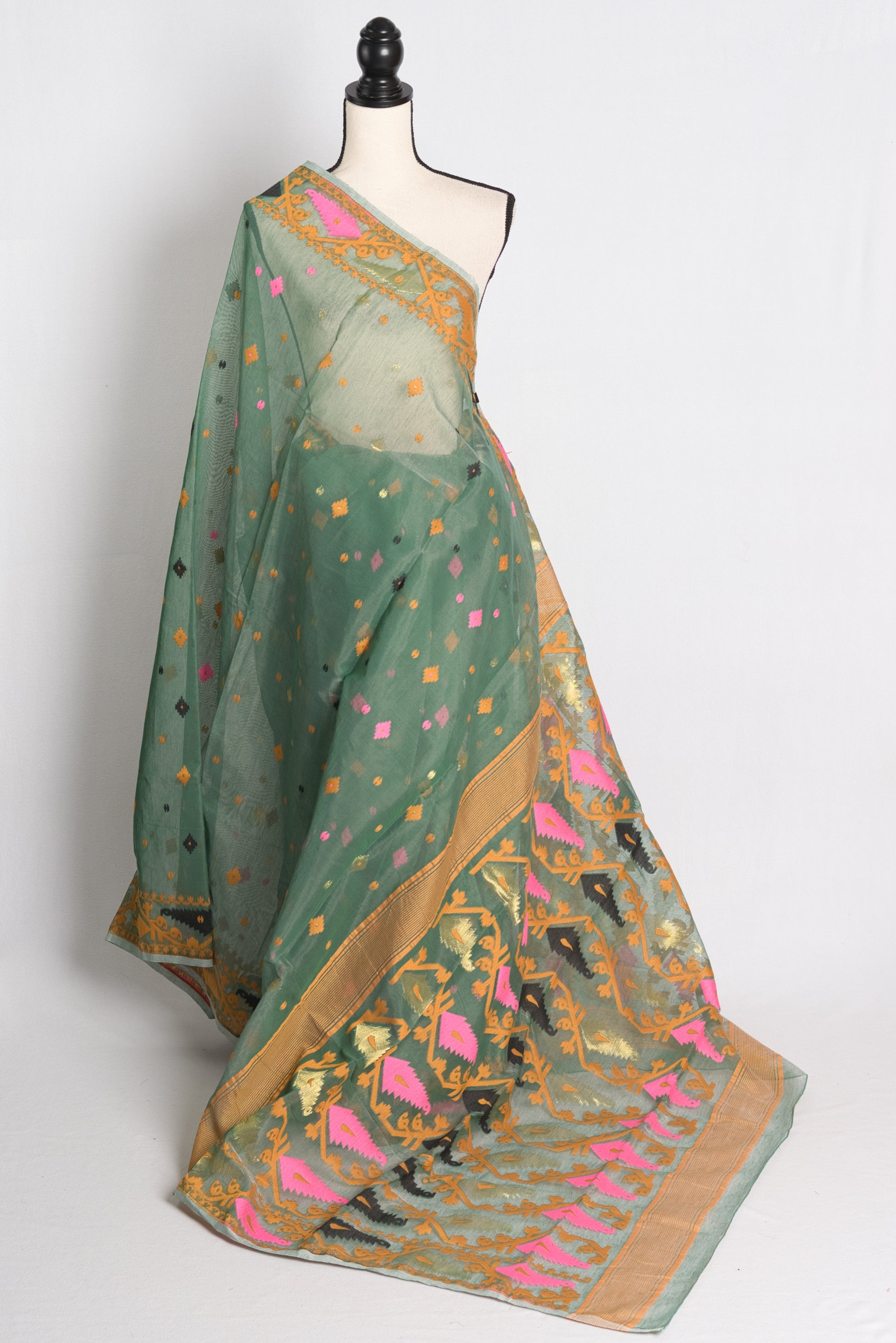 Soft Jamdani Saree in Green and Yellow.