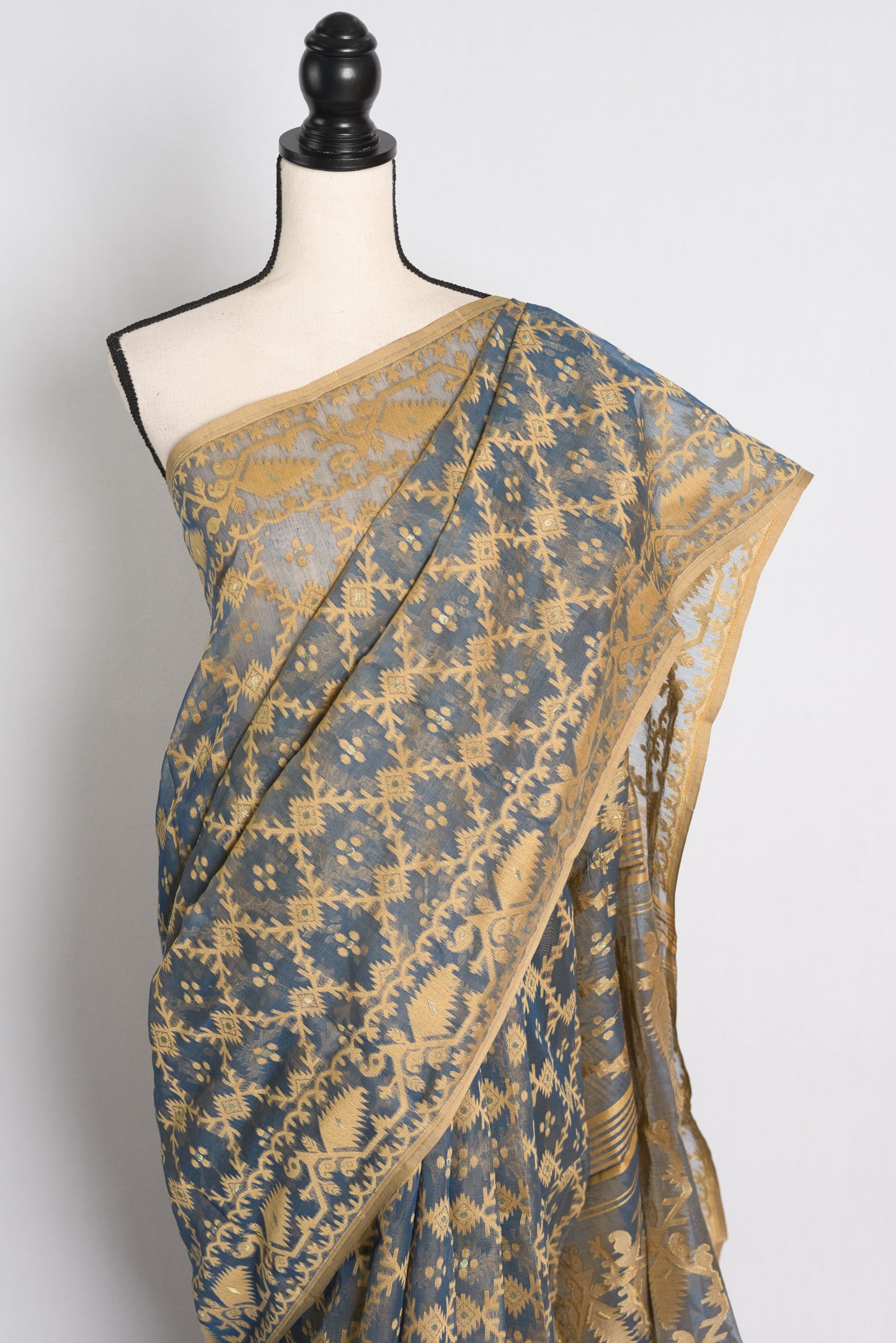 Soft Jamdani Saree in Grey and Beige.