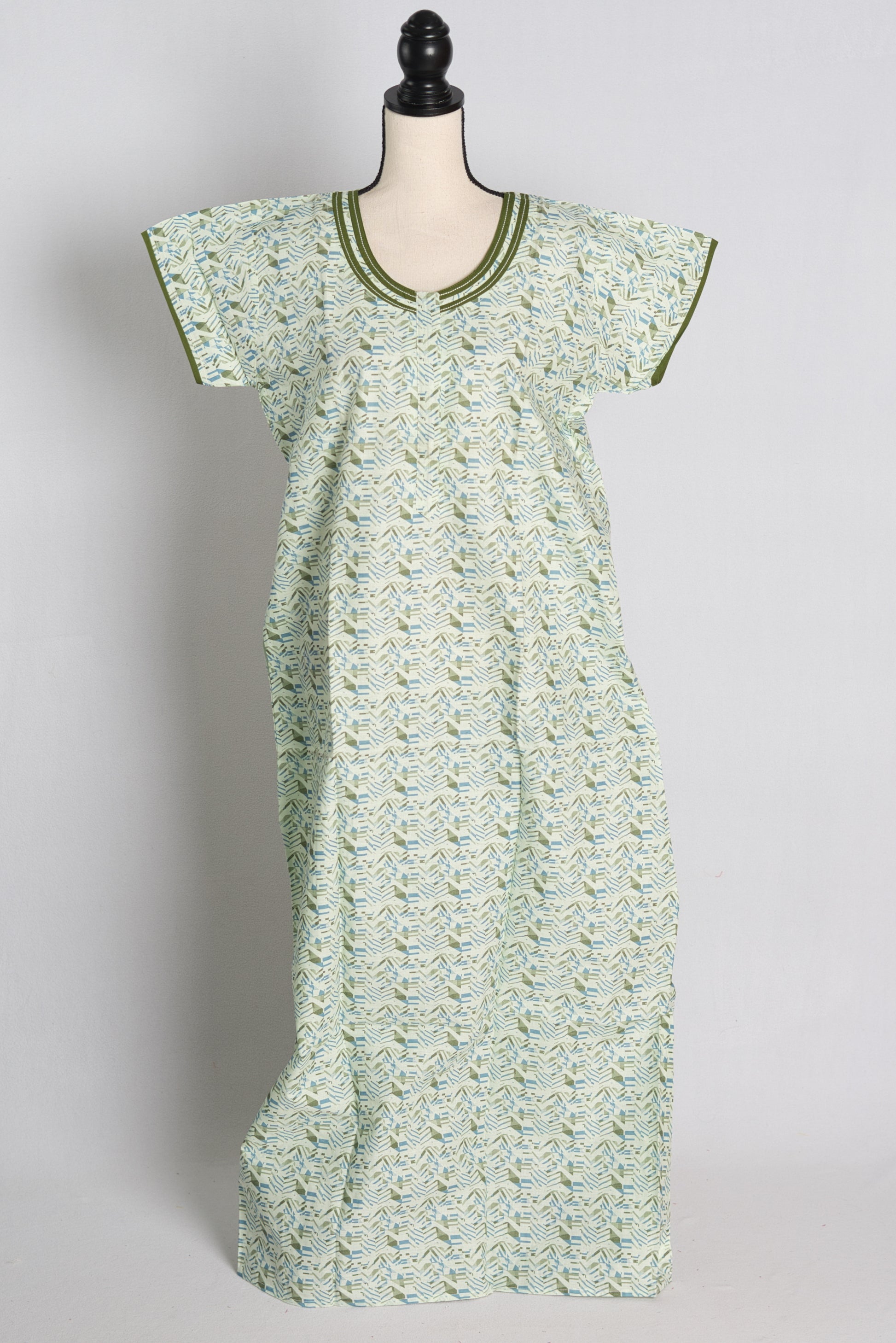 Printed Green Cotton Nightwear in Regular Size.