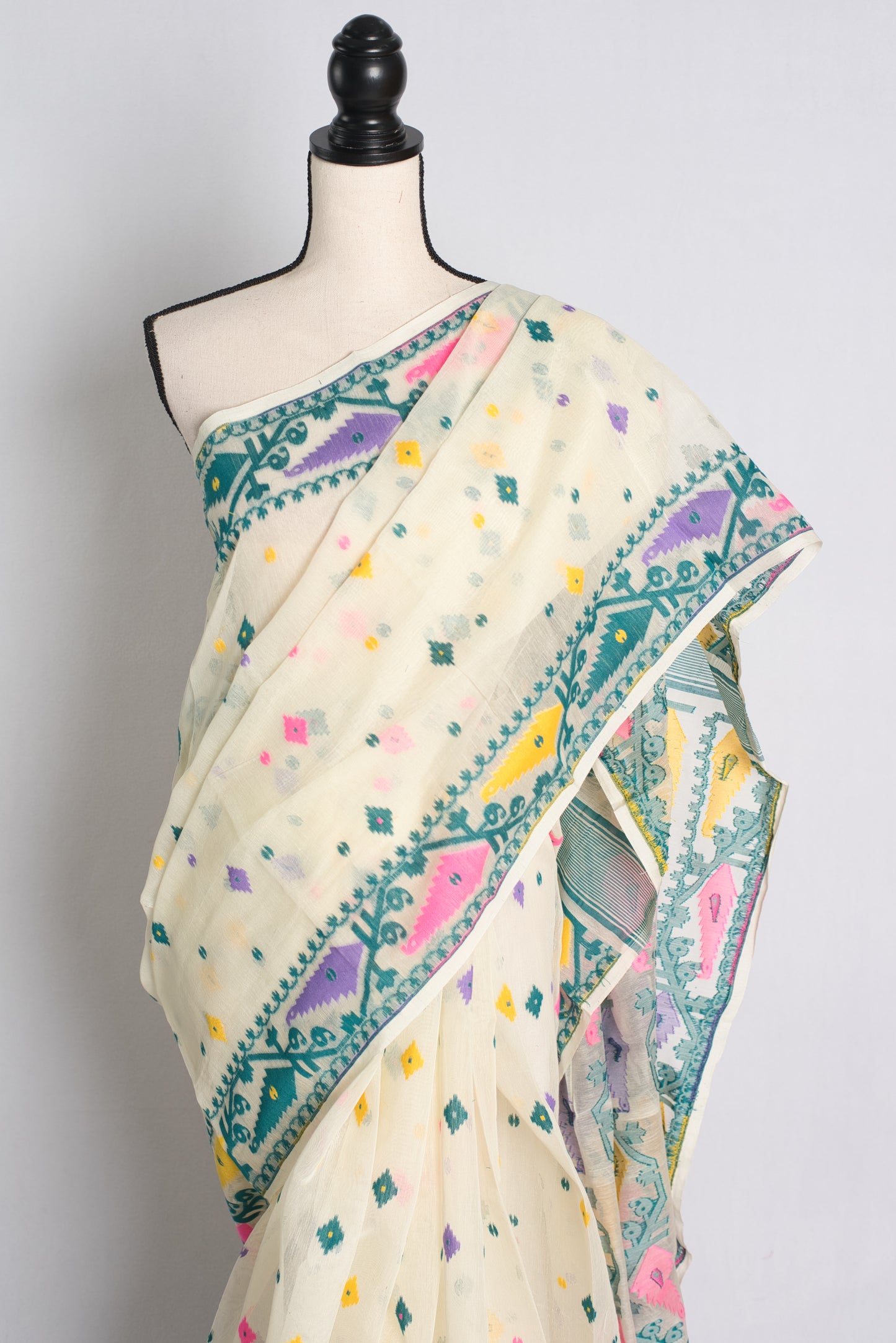 Soft Jamdani Saree in Off White and Green.