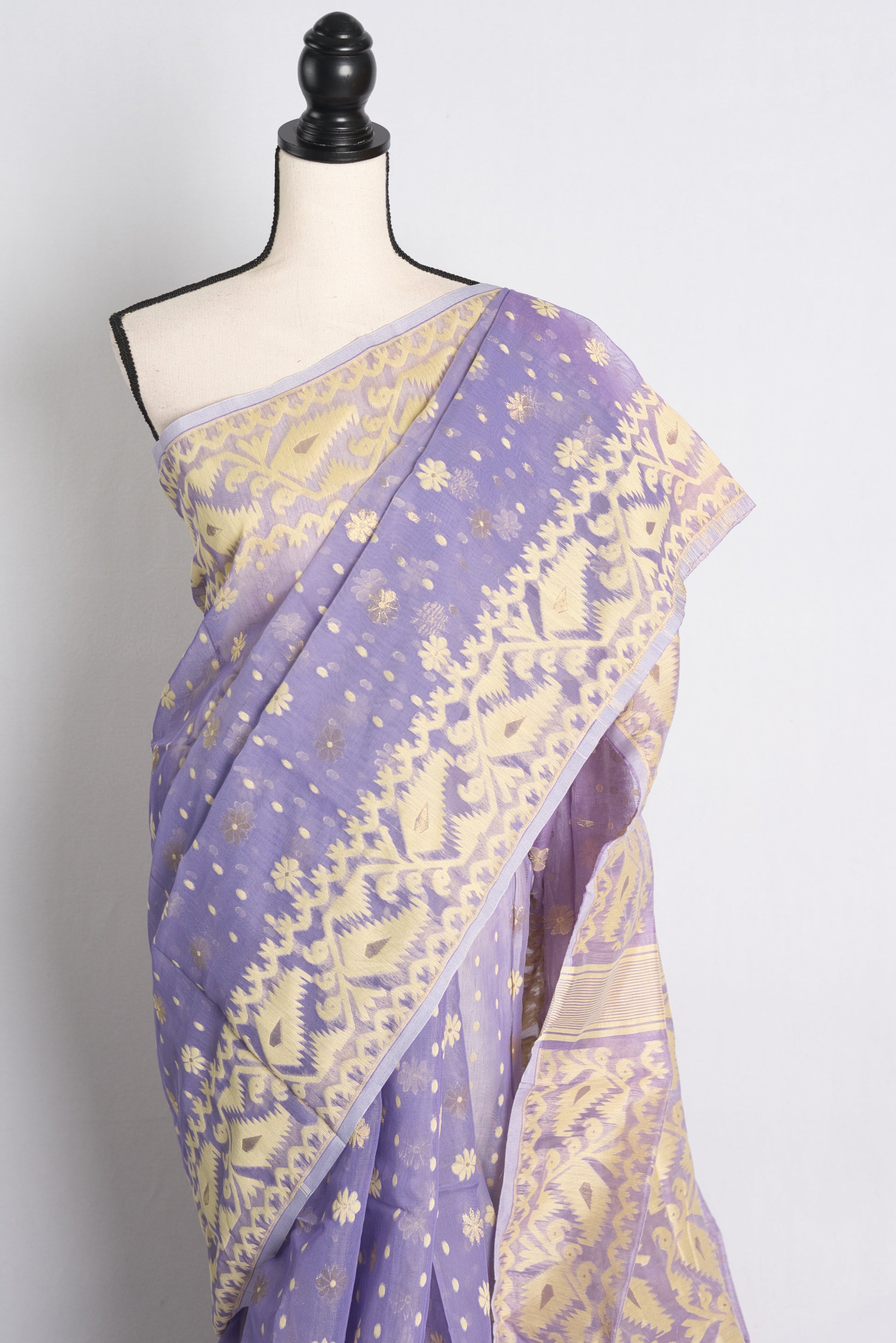 Soft Jamdani Saree in Mauve and Light Yellow.