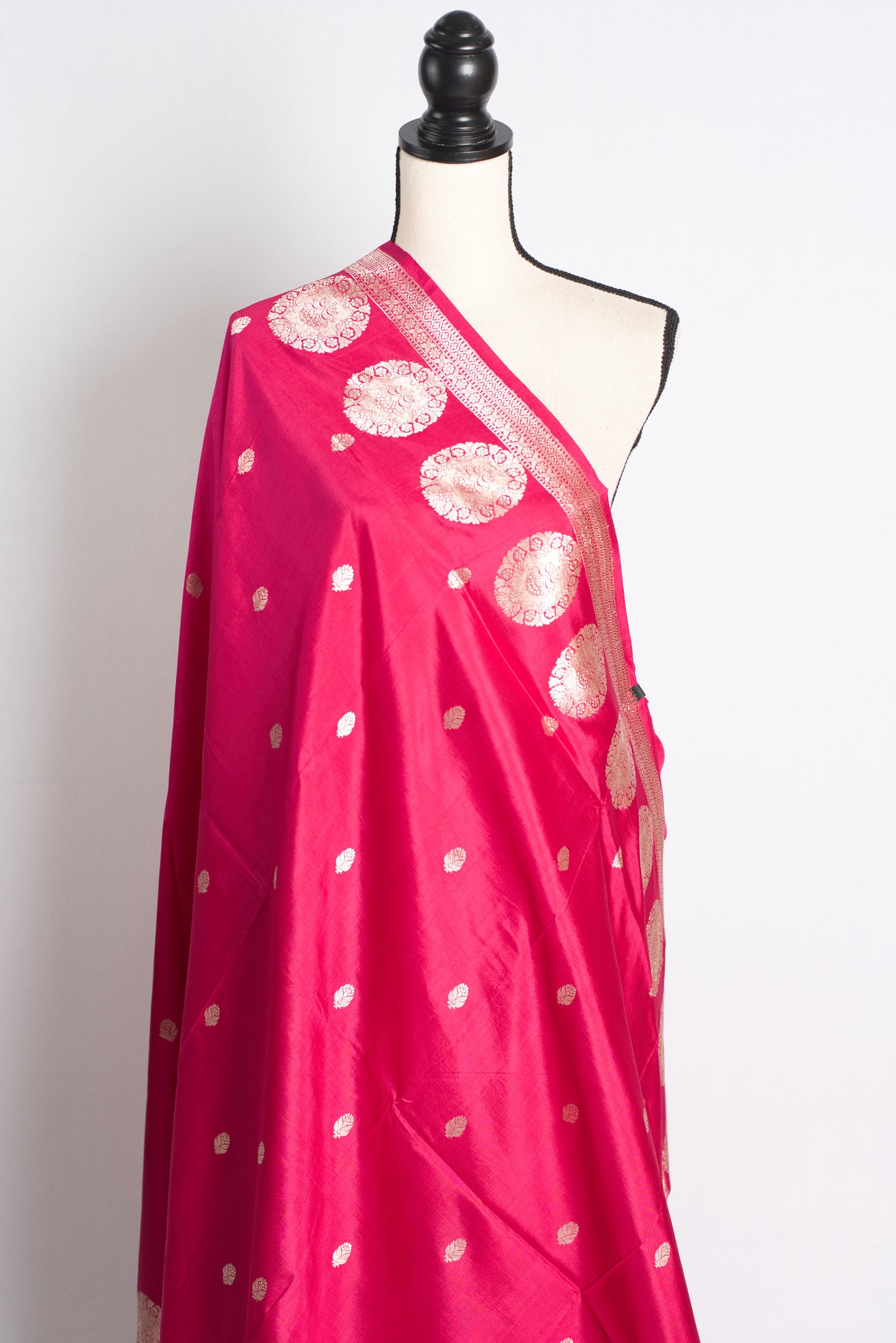 Silk Mark Certified Dark Pink Banarasi Saree - Wedding Silk Collection.