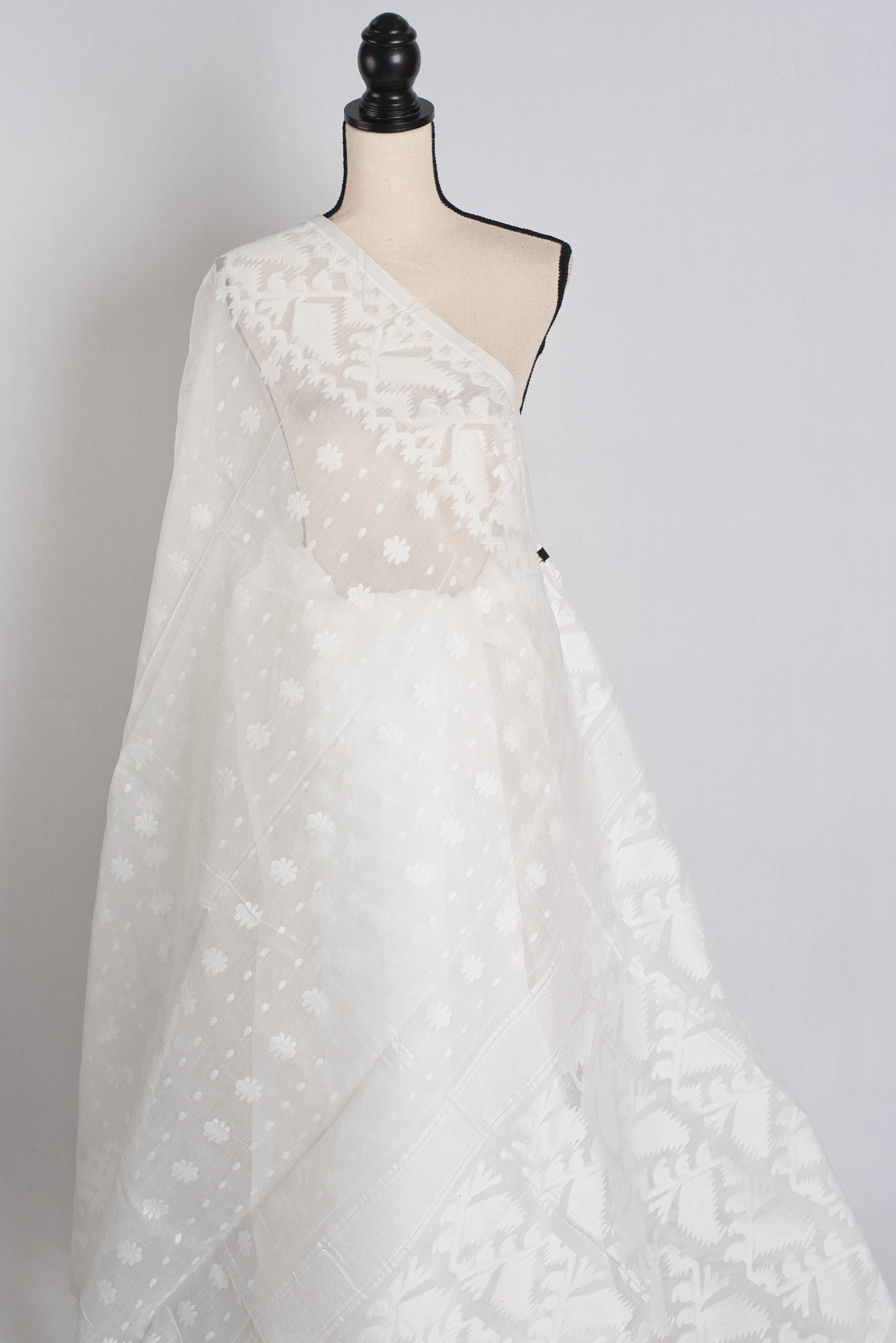 Soft Jamdani Saree in White - Bengali Saree Collection.