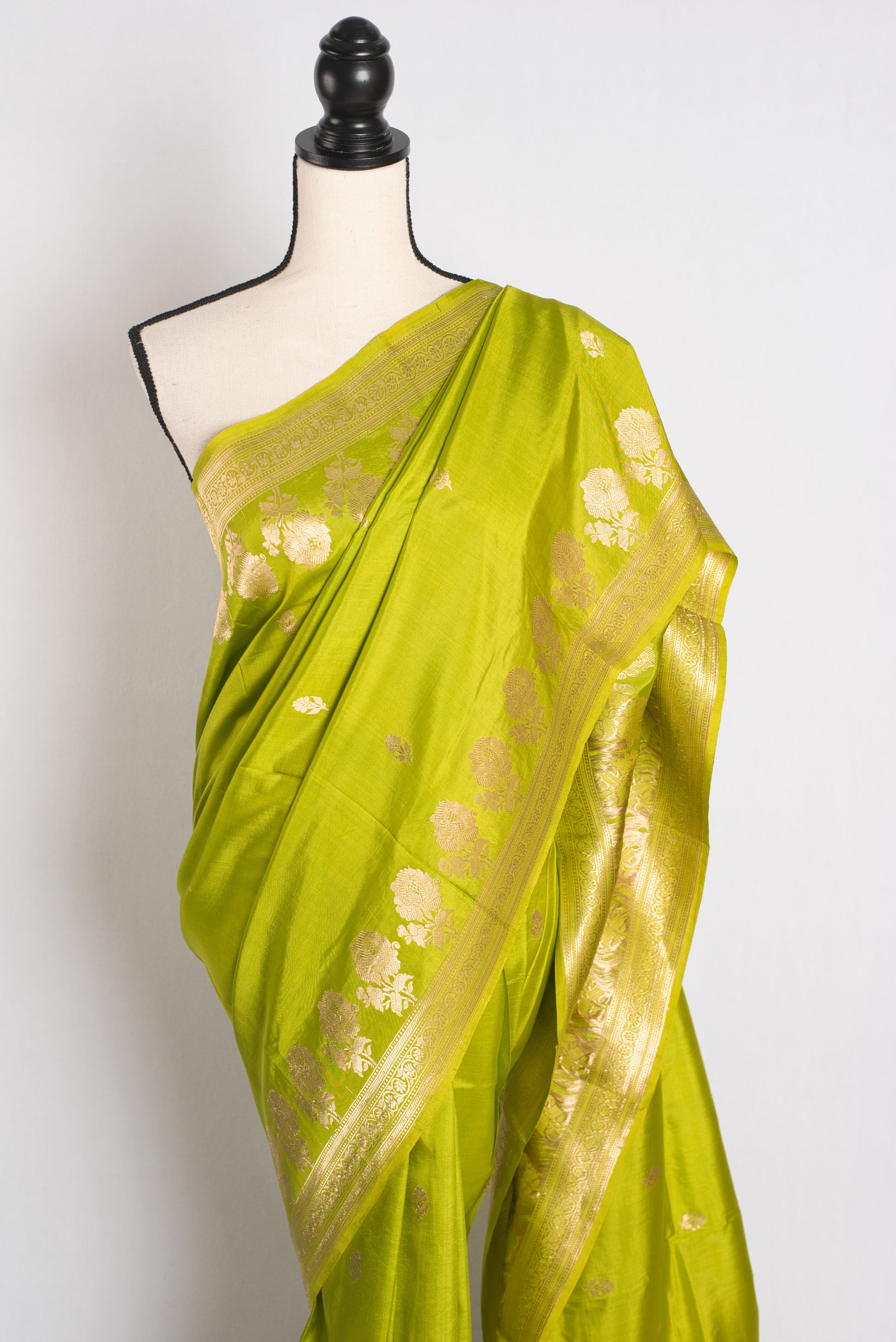 Silk Mark Certified Green Banarasi Saree with Golden Zari.