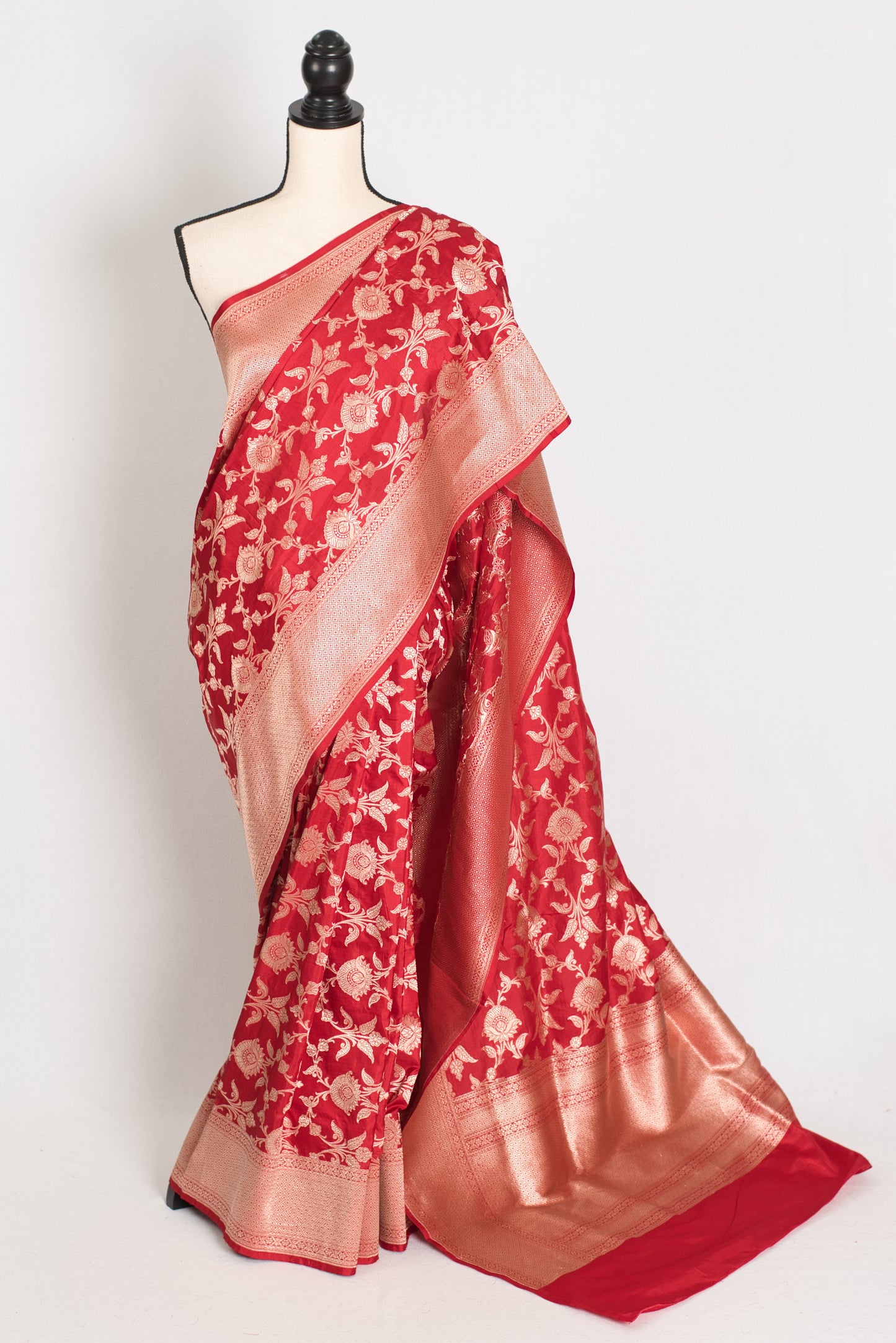 Rukhmani : Silk Mark Certified Bridal Jaal Banarasi Katan Silk Saree in True Red