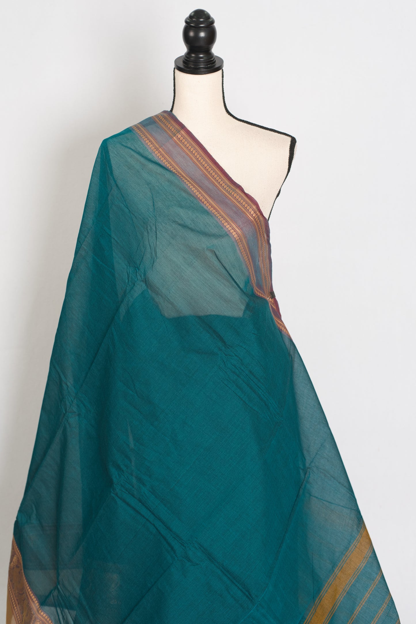 Rama : Handwoven Rama Green Cotton Kanjivaram Saree
