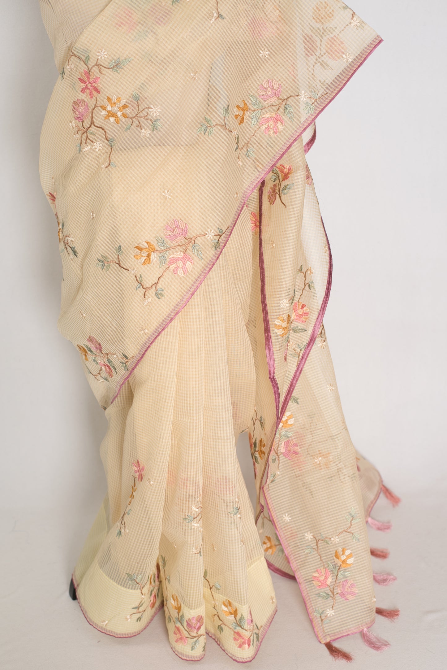 Srija | Yellow Floral Embroidery Blended Cotton Kota Saree image 3